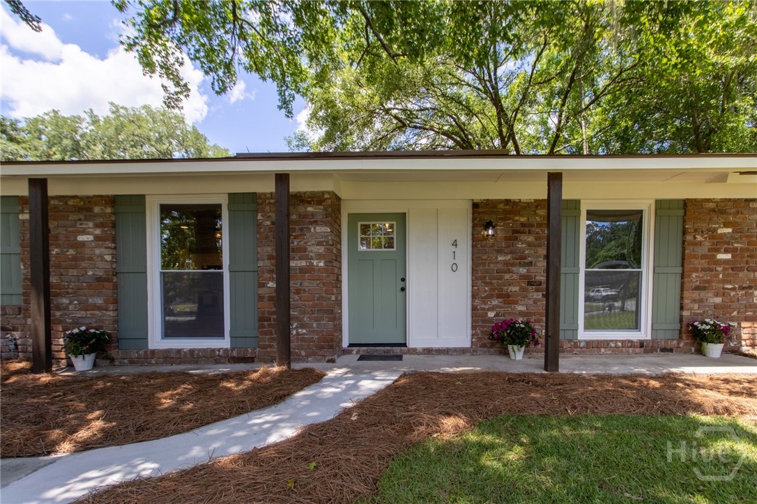 410 Willow Road Property Photo 1