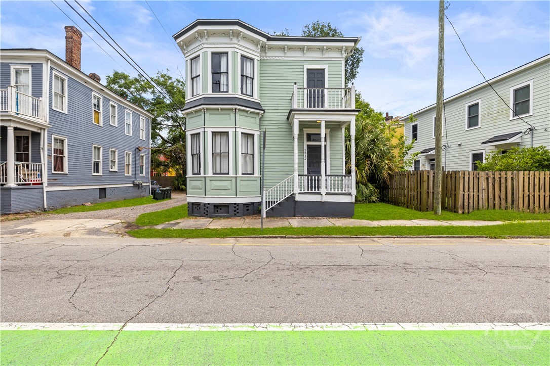 1212 Price Street Property Photo 1