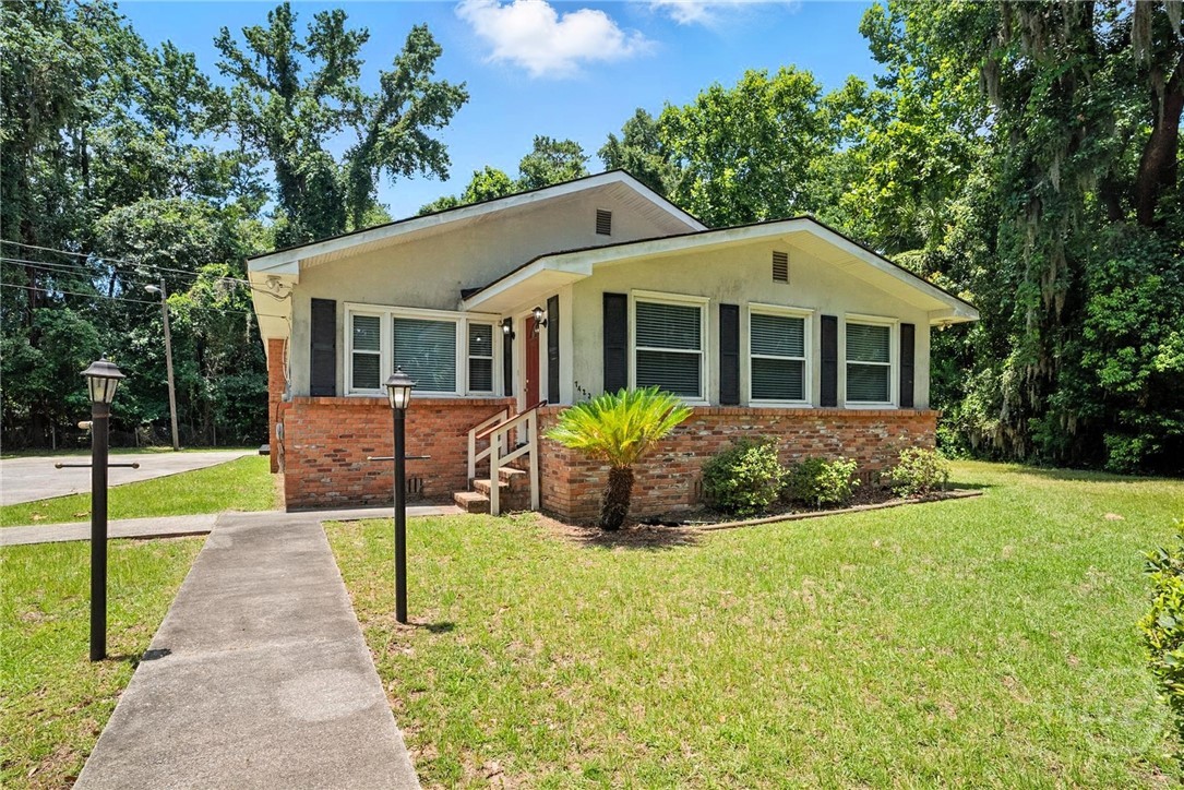7423 Central Avenue Property Photo 1