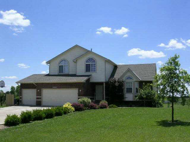 12023 Dove Hill Property Photo 1