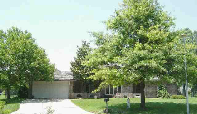 14300 Hermitage Ct Property Photo 1