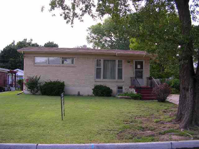 2255 Euclid Property Photo 1