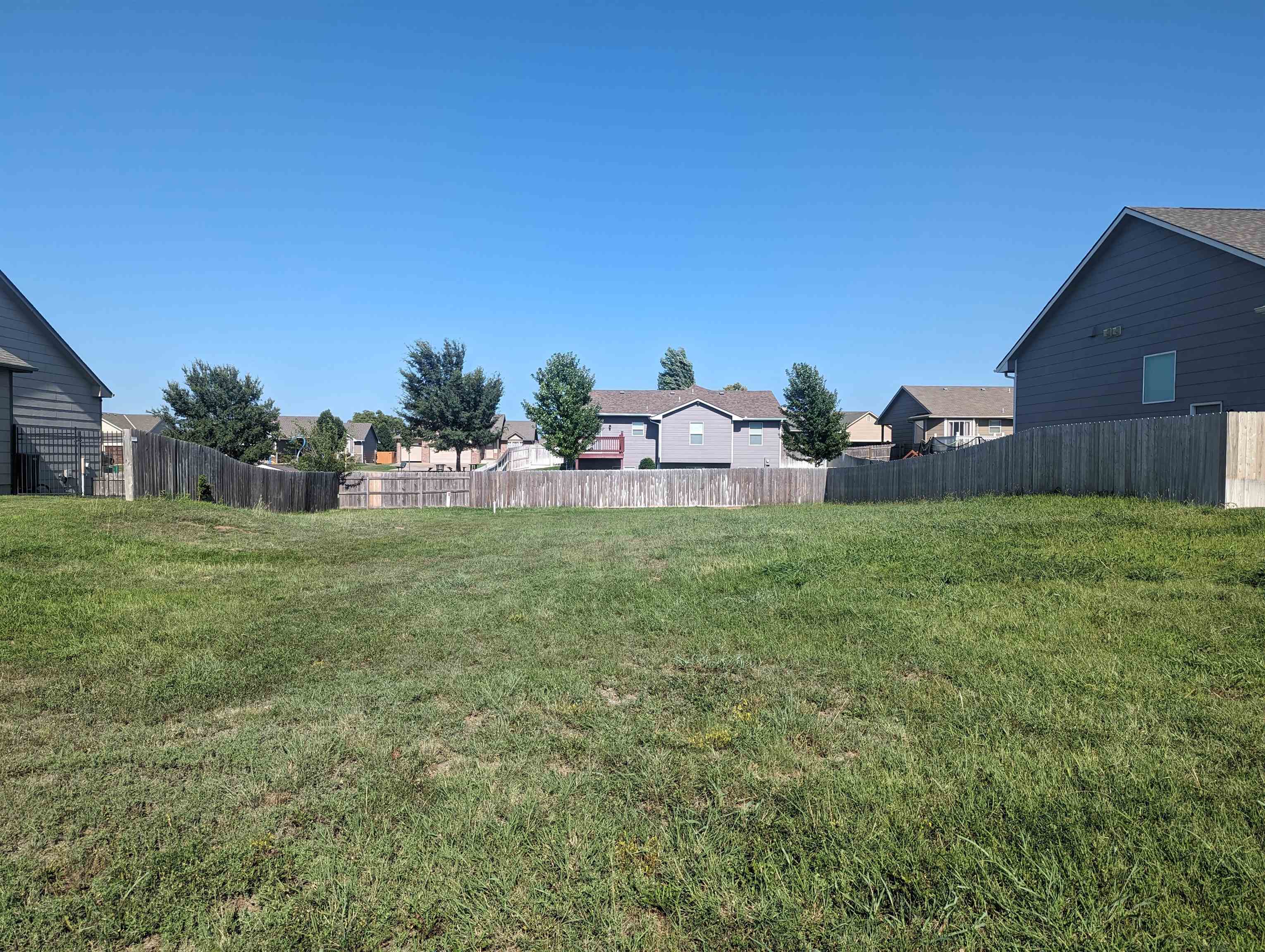 206 Springlake Ct Property Photo