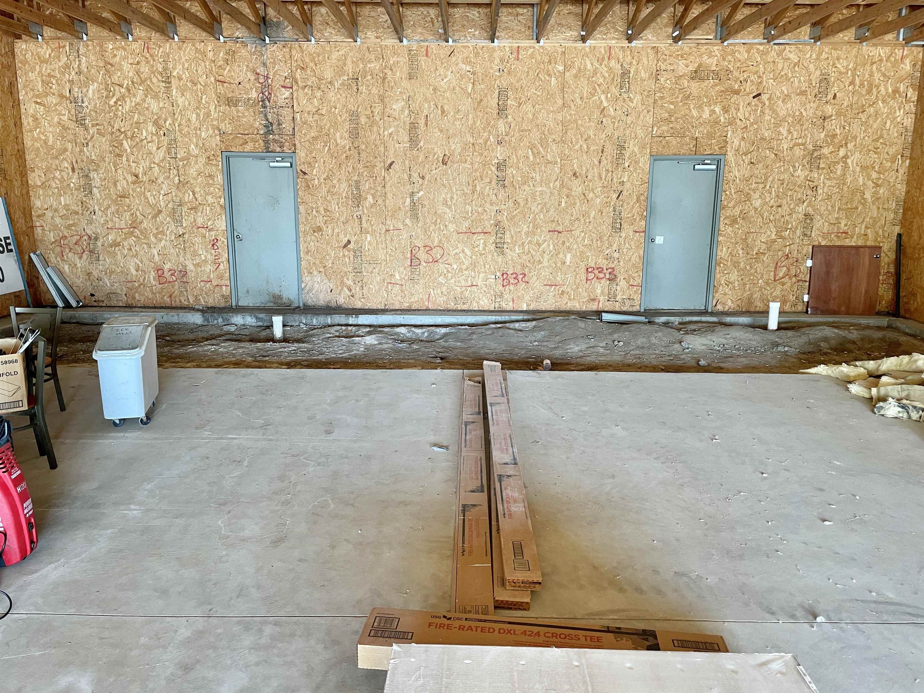 1801 N Summit - Unit E Property Photo 3