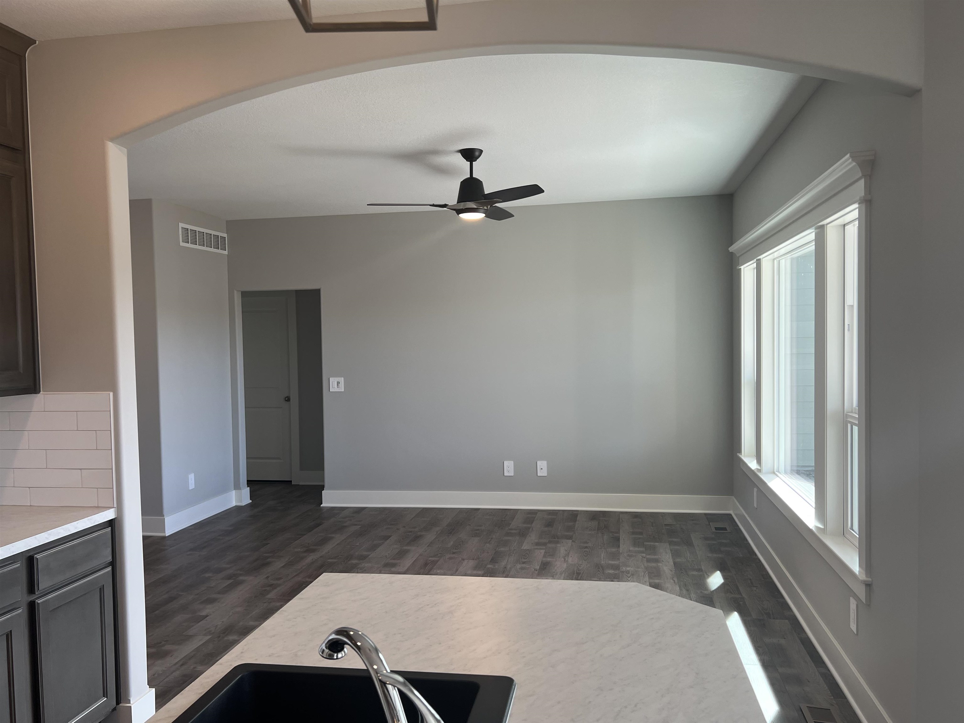 2323 S Hickory Creek St Property Photo 19