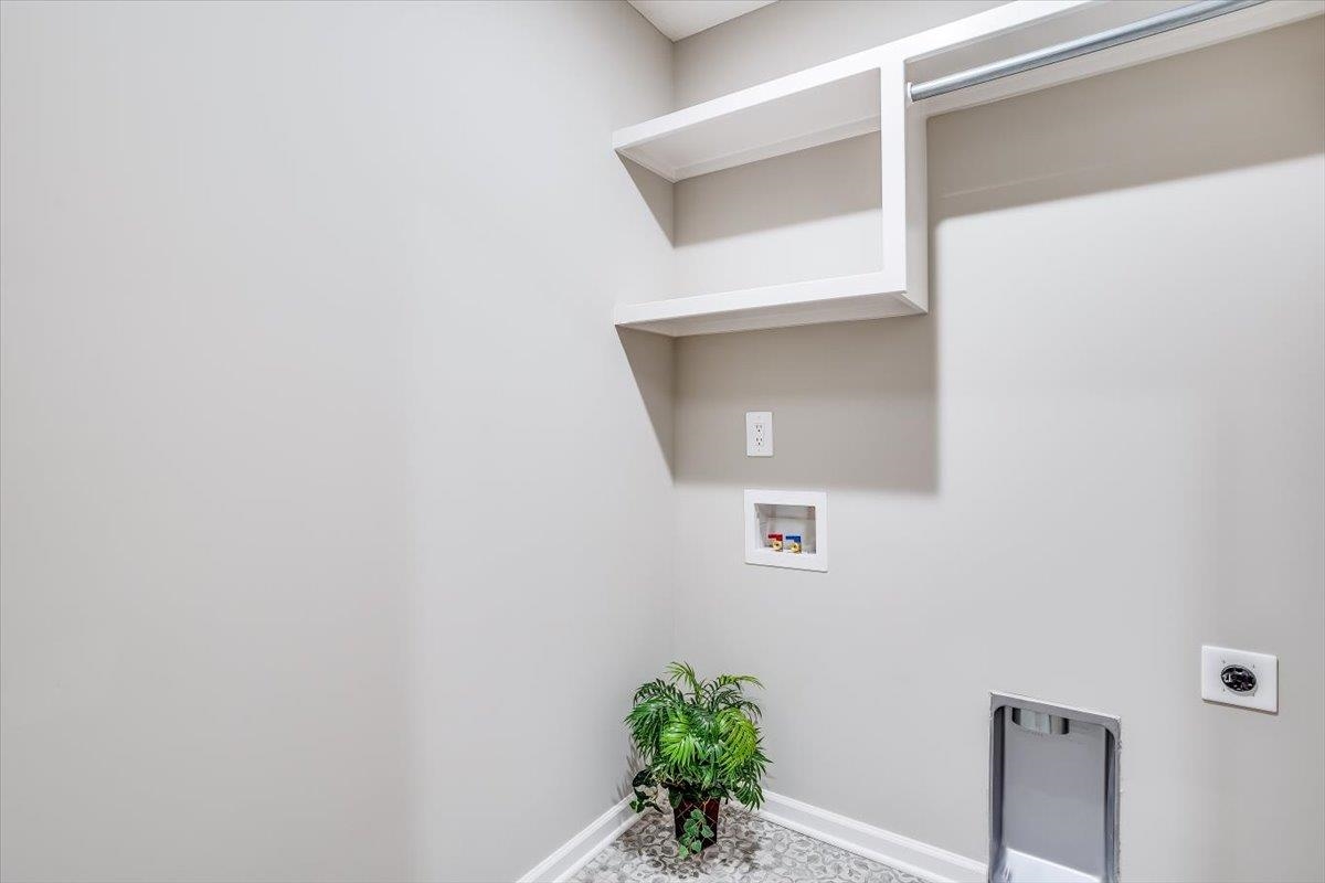 1548 N Quince Ct Property Photo 17