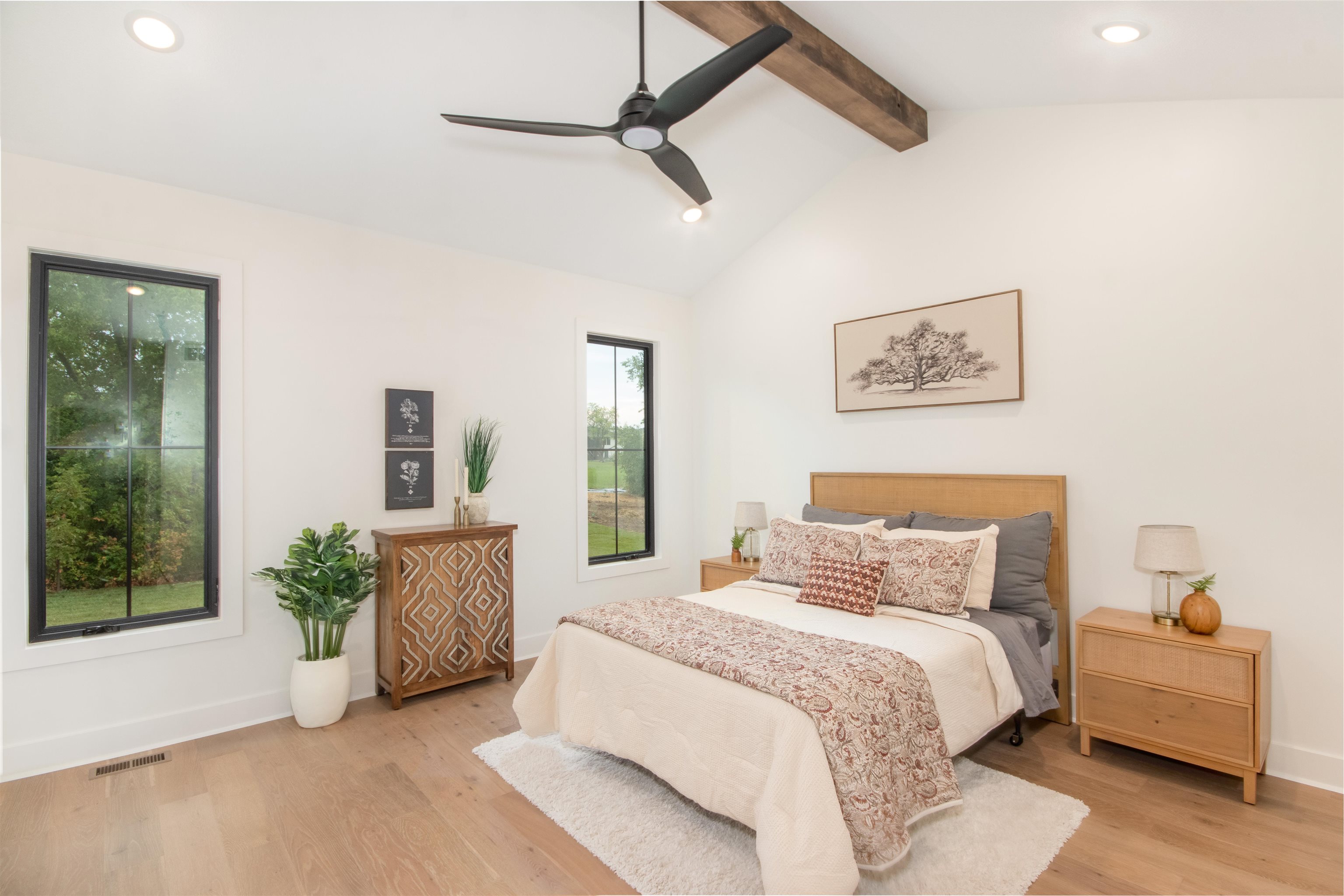 329 N Sarah Ct Property Photo 14