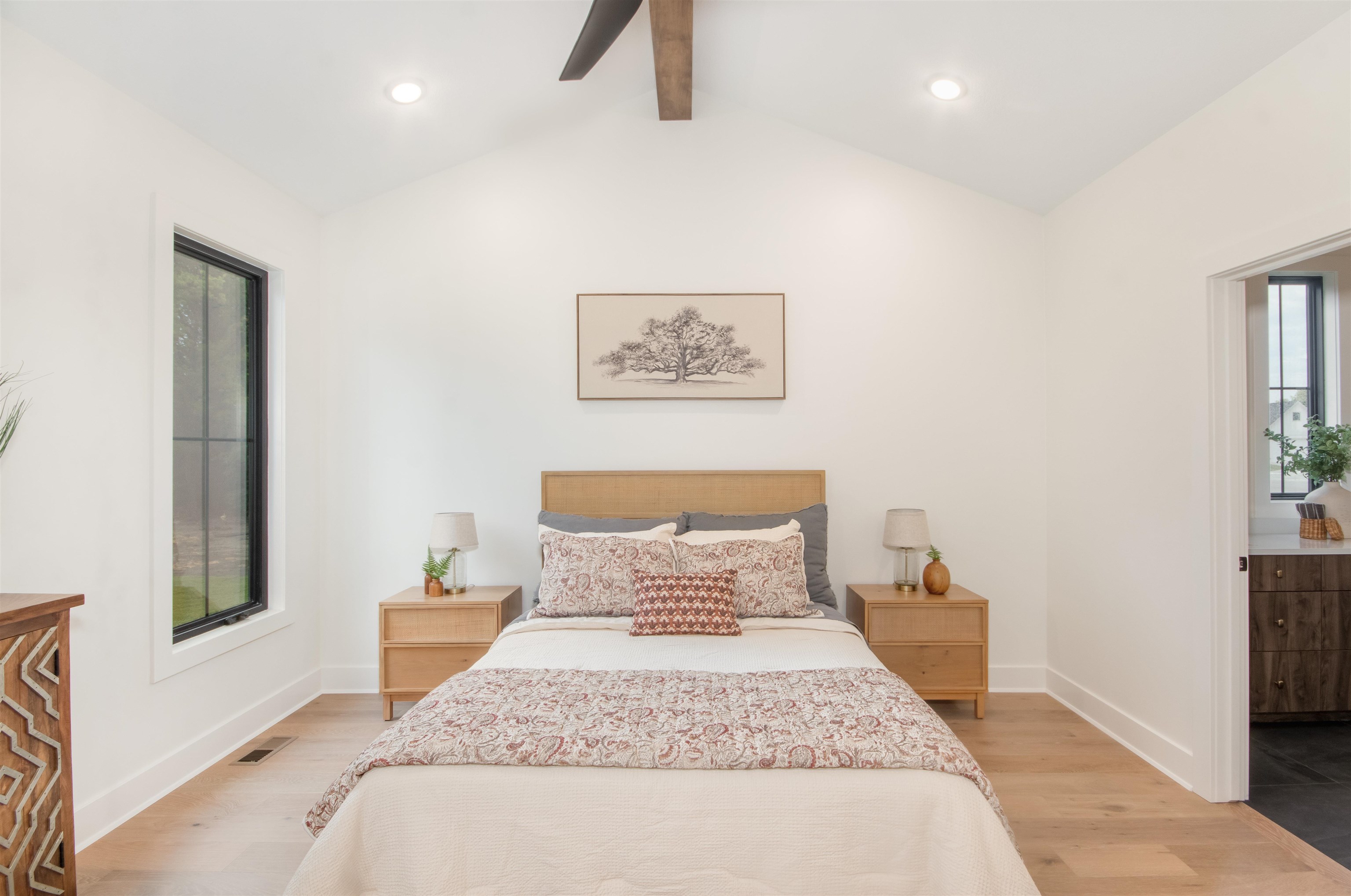 329 N Sarah Ct Property Photo 16