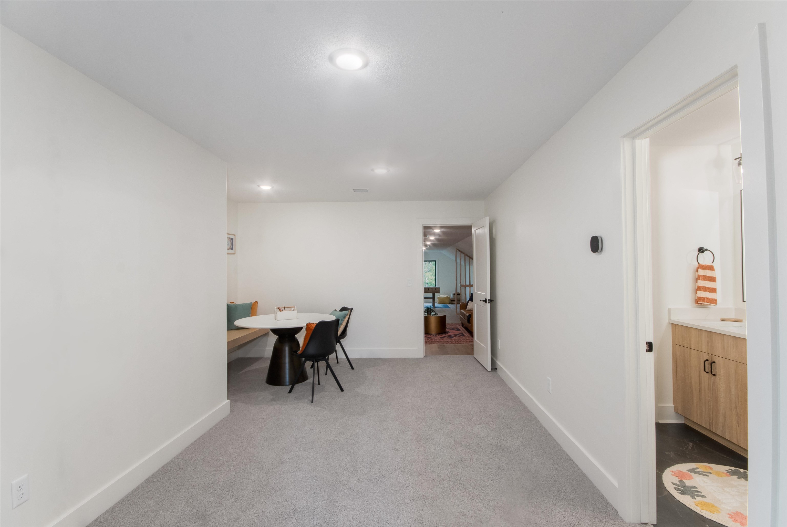 329 N Sarah Ct Property Photo 24