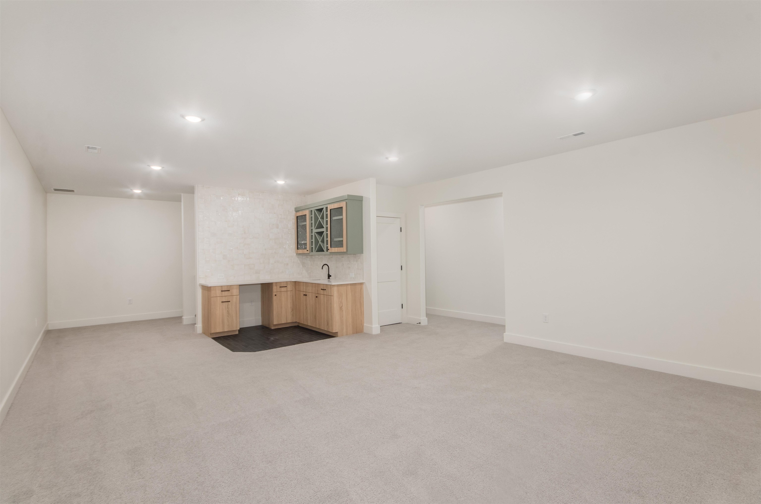 329 N Sarah Ct Property Photo 29