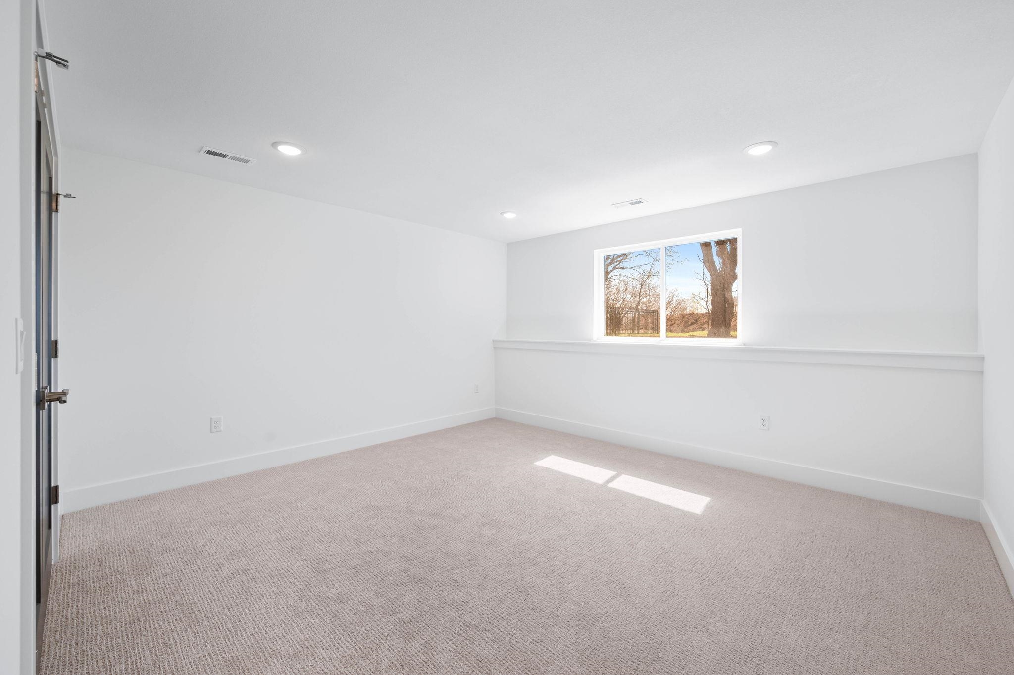 8445 W Mossy Stone St Property Photo 30