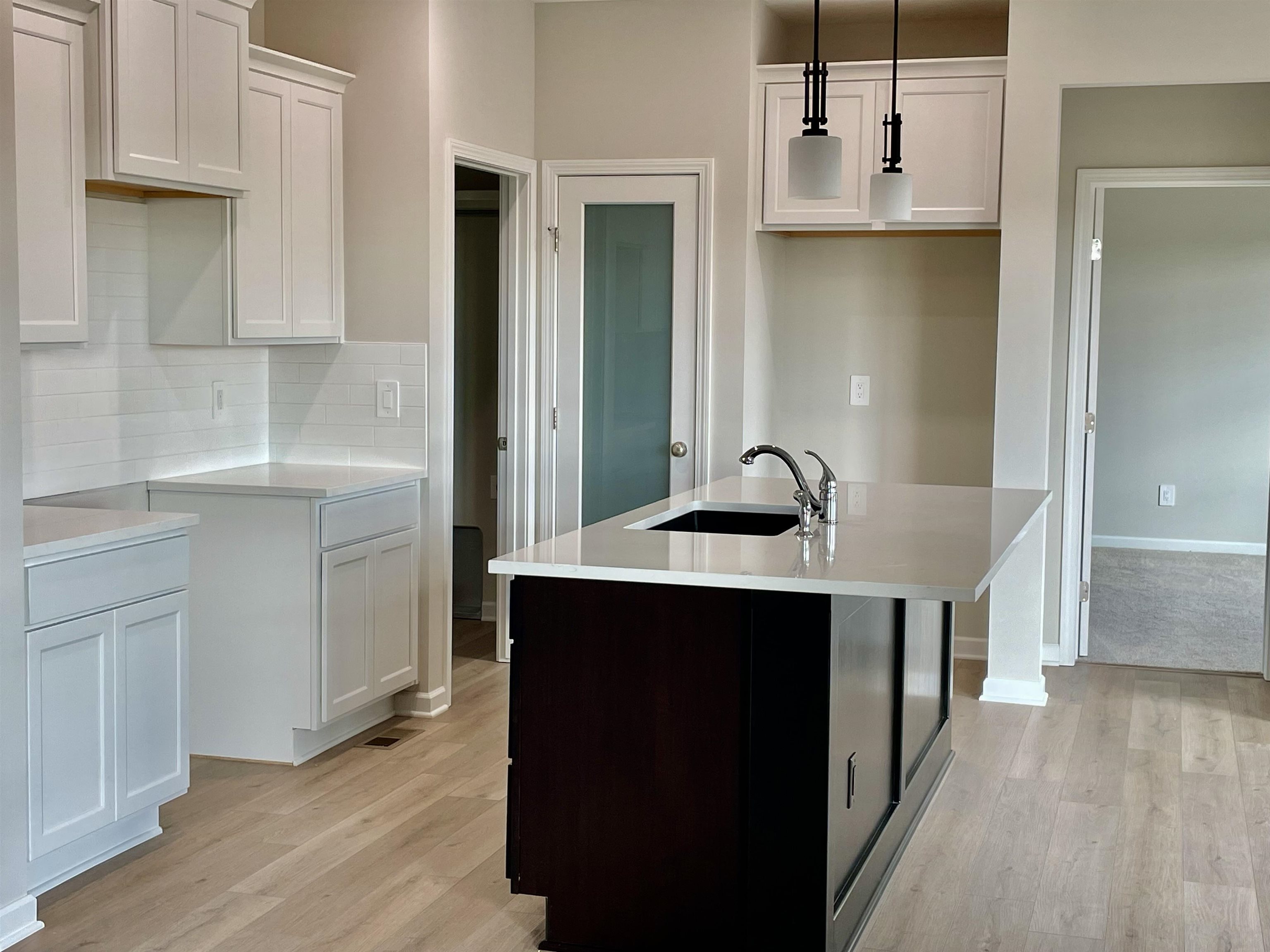 1222 Main Property Photo 3