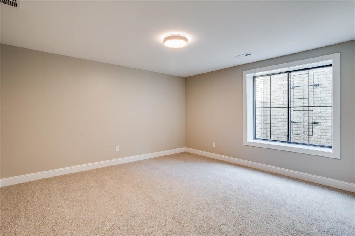 4456 N Bluestem St Property Photo 32
