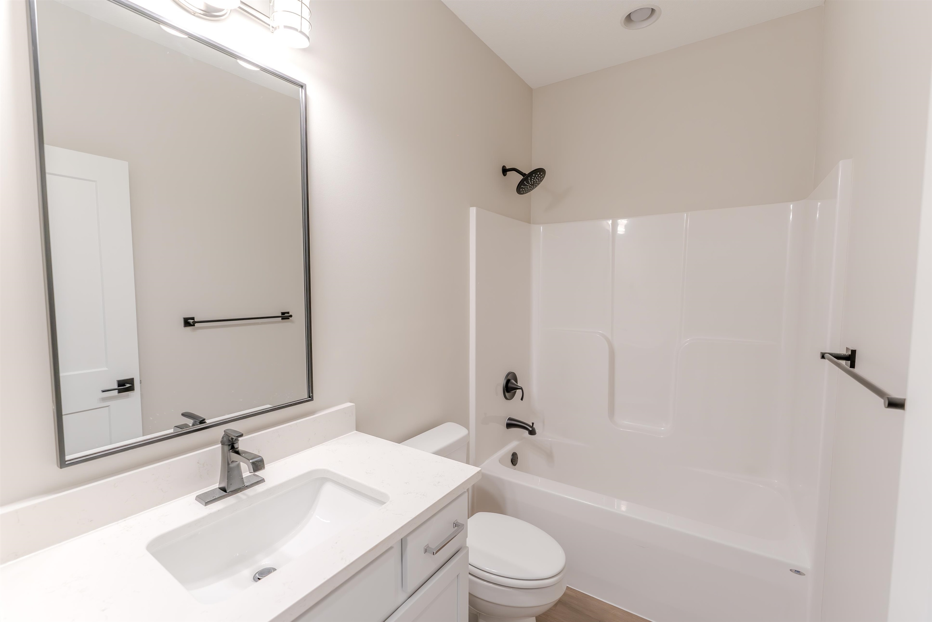 3727 N Ritchfield St Property Photo 25