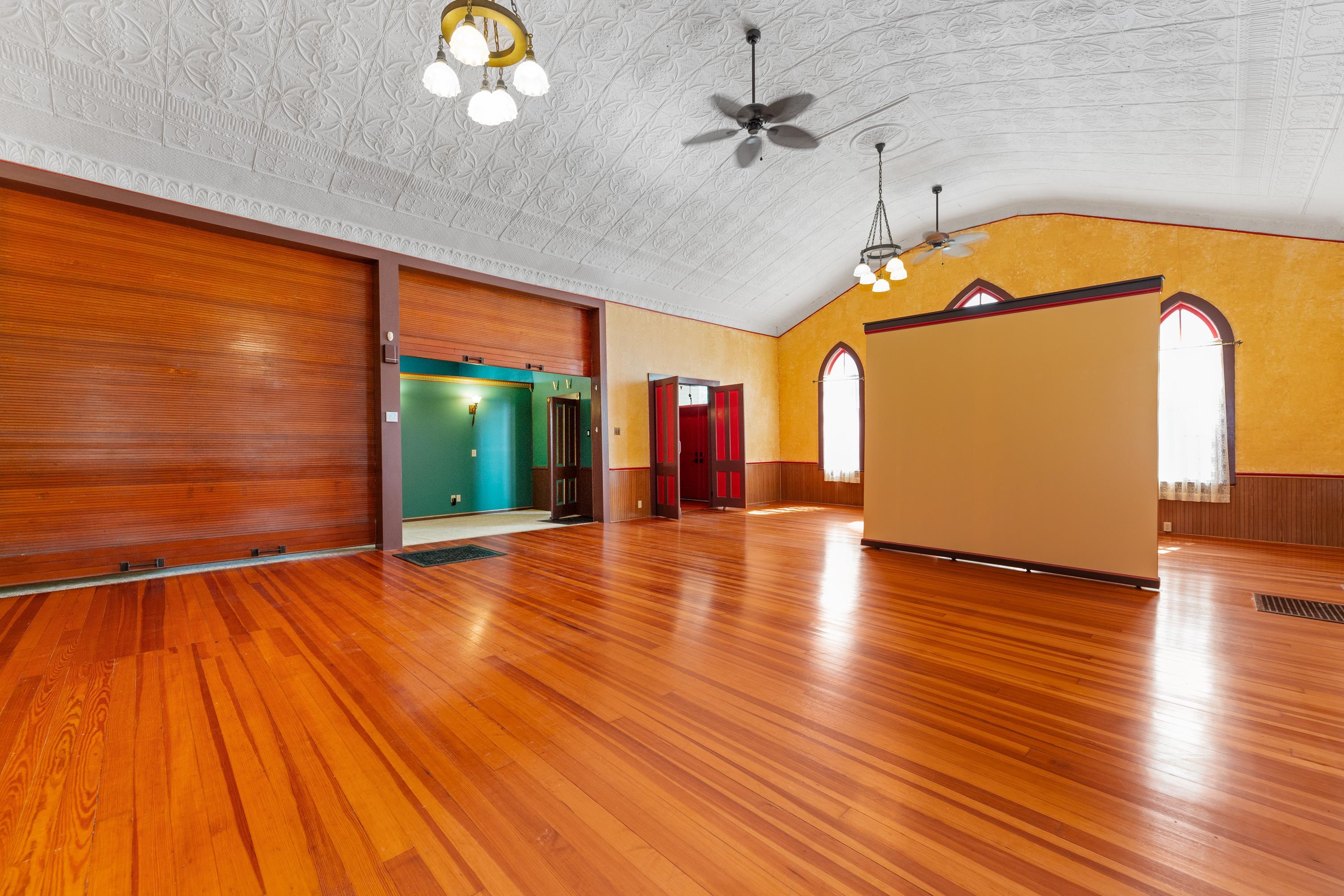 301 Santa Fe Property Photo 8