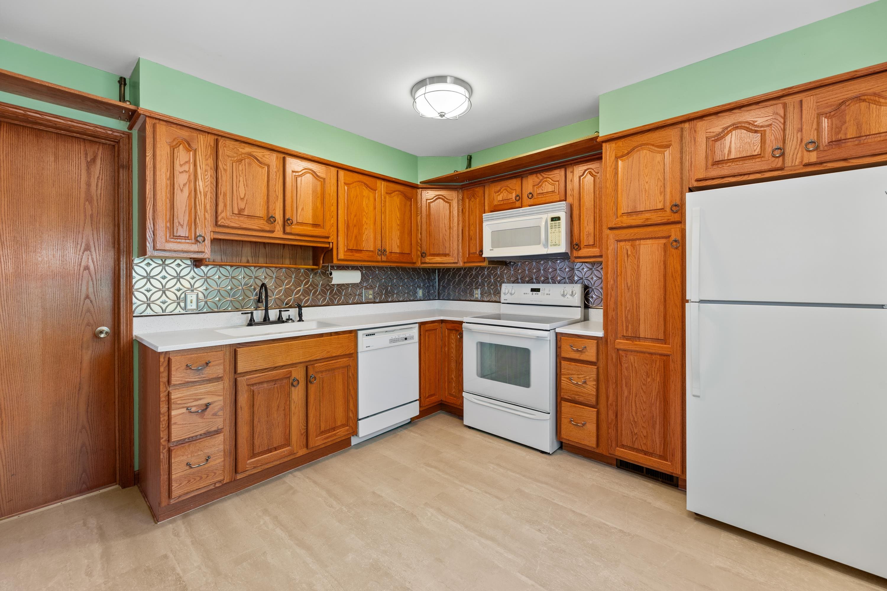 301 Santa Fe Property Photo 14