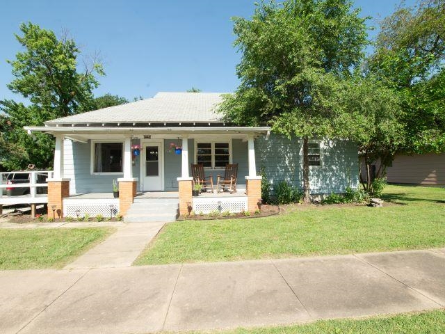207 S Jefferson St Property Photo 1
