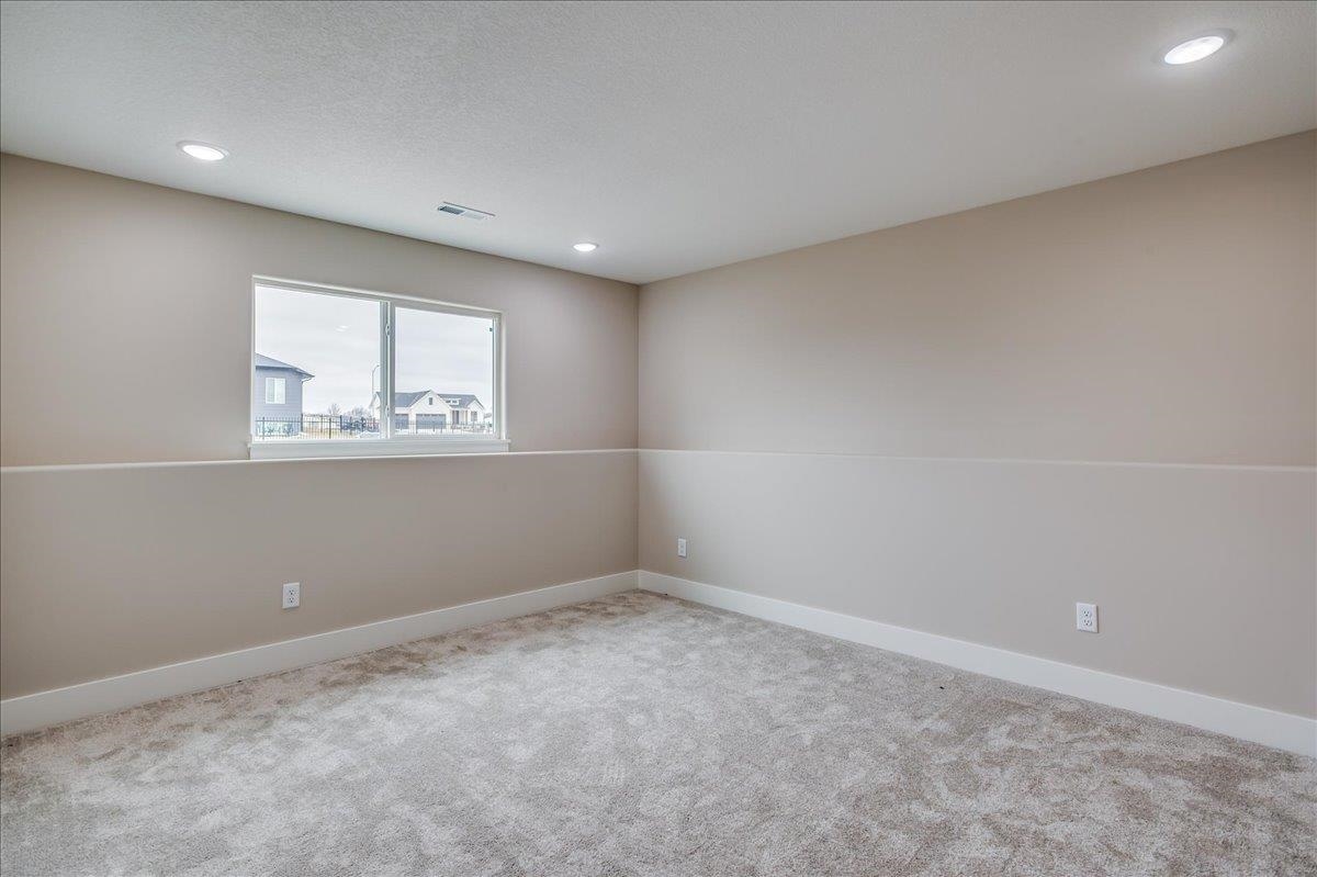 178 S Wellcrest Ct. Property Photo 27
