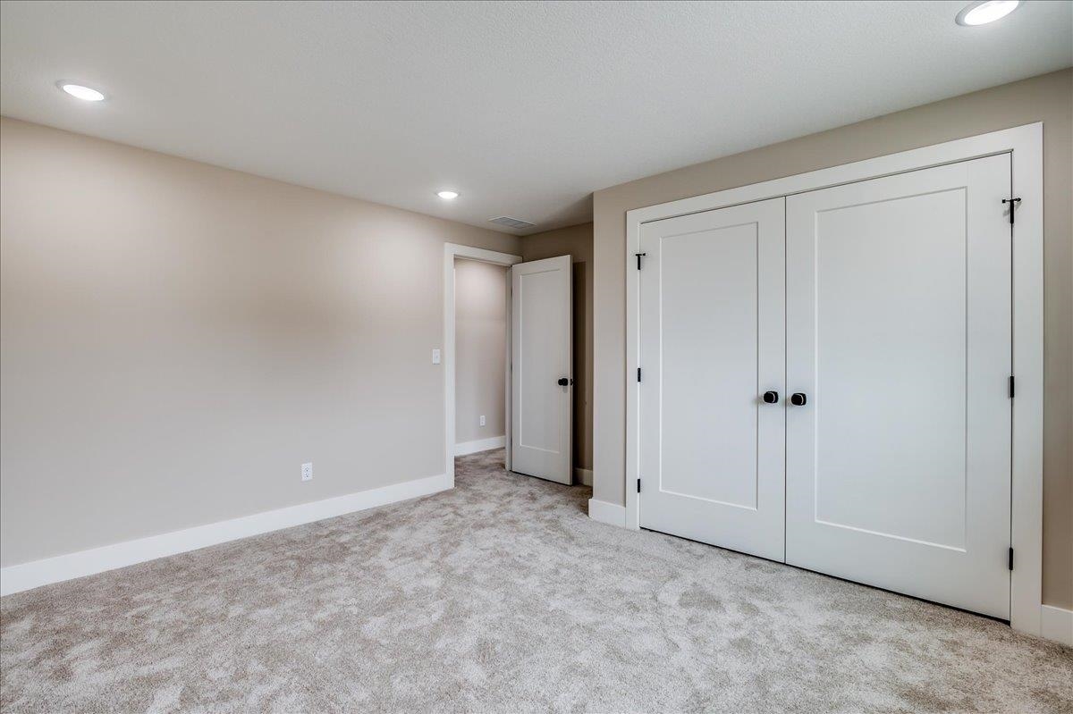 178 S Wellcrest Ct. Property Photo 28