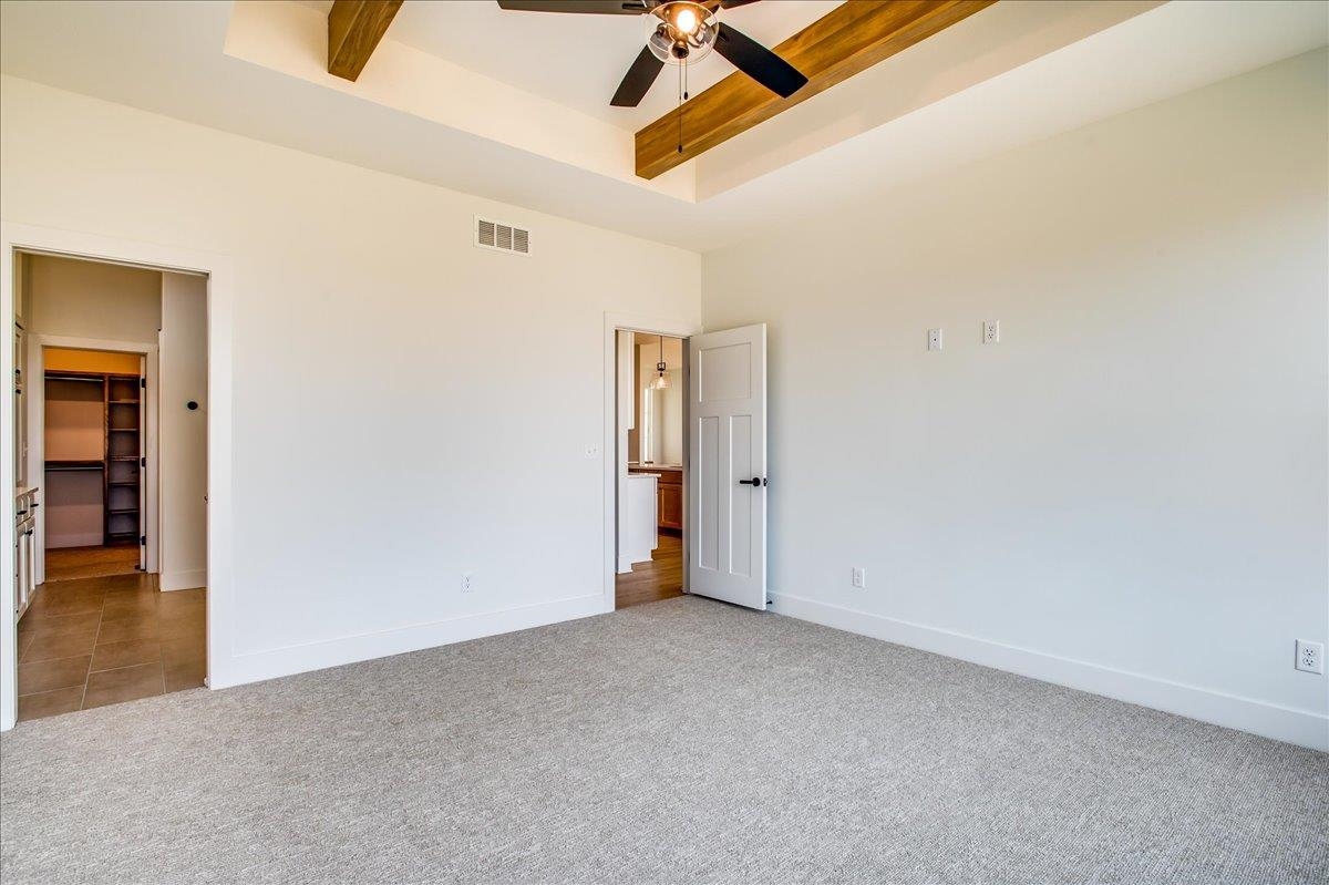 9634 W Cedar Lane Property Photo 11