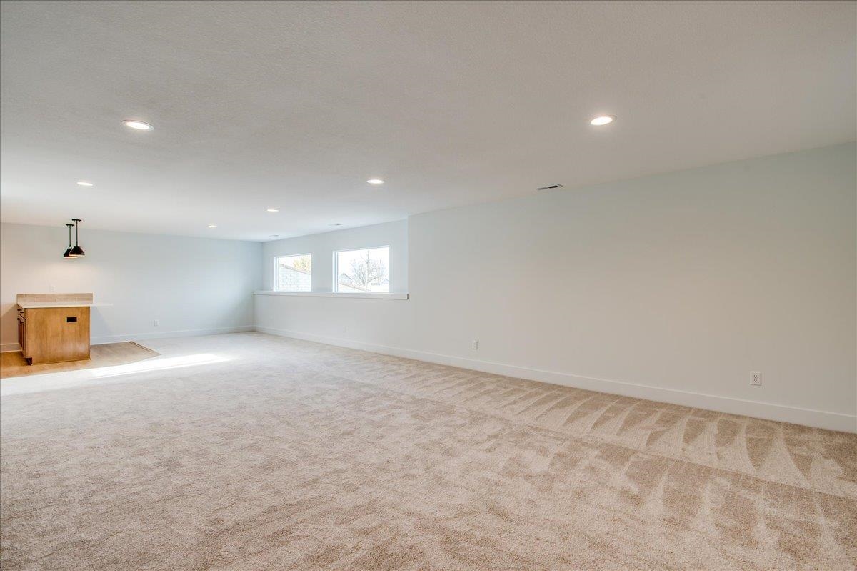 9634 W Cedar Lane Property Photo 28