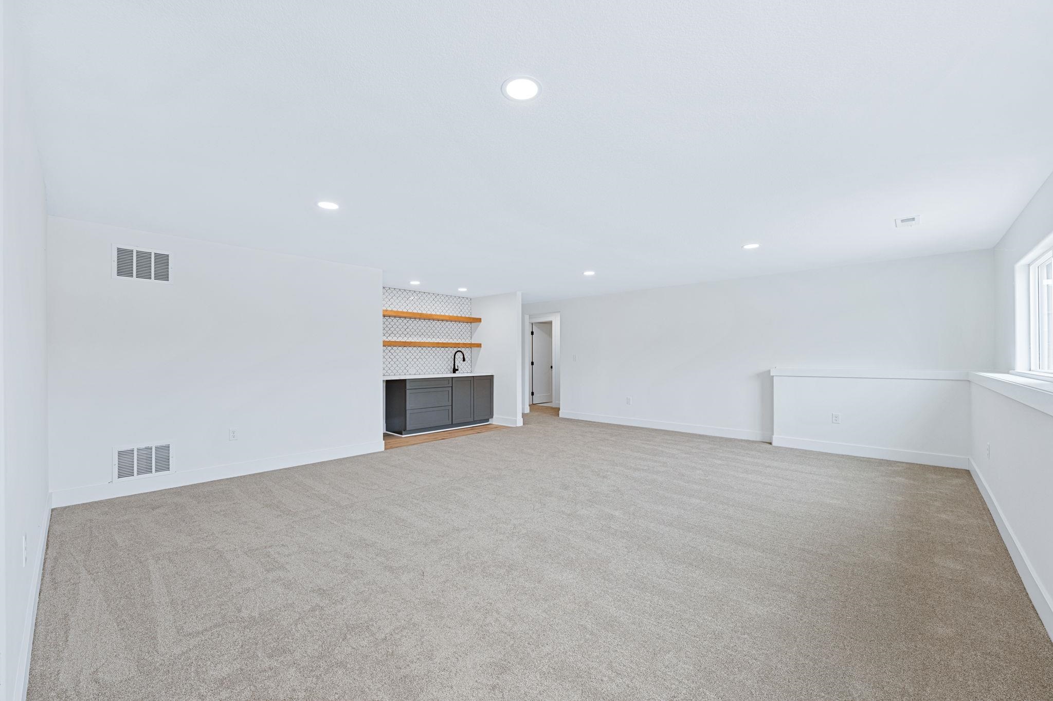 4001 N Estancia Property Photo 27