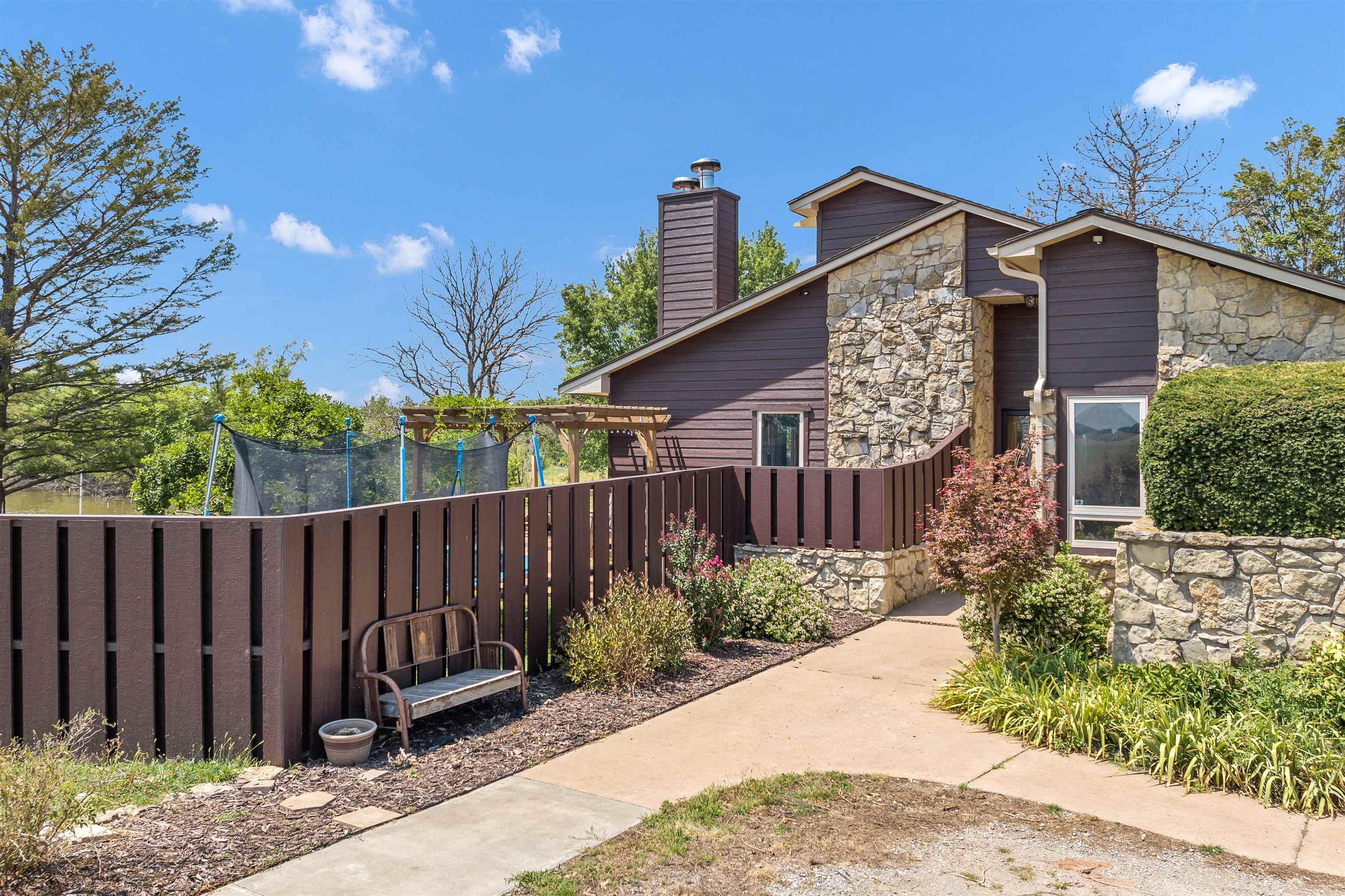 17246 Se Bluestem Rd Property Photo