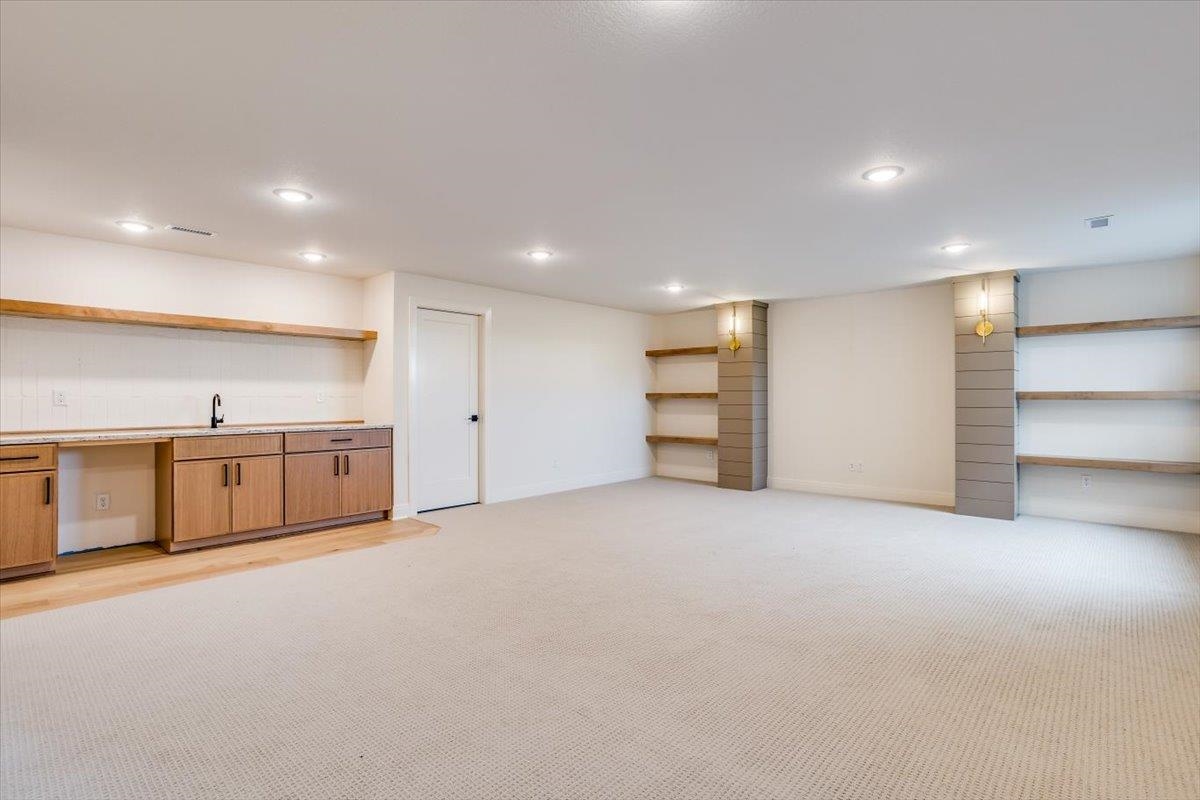 1118 W Lakeway Ct Property Photo 28