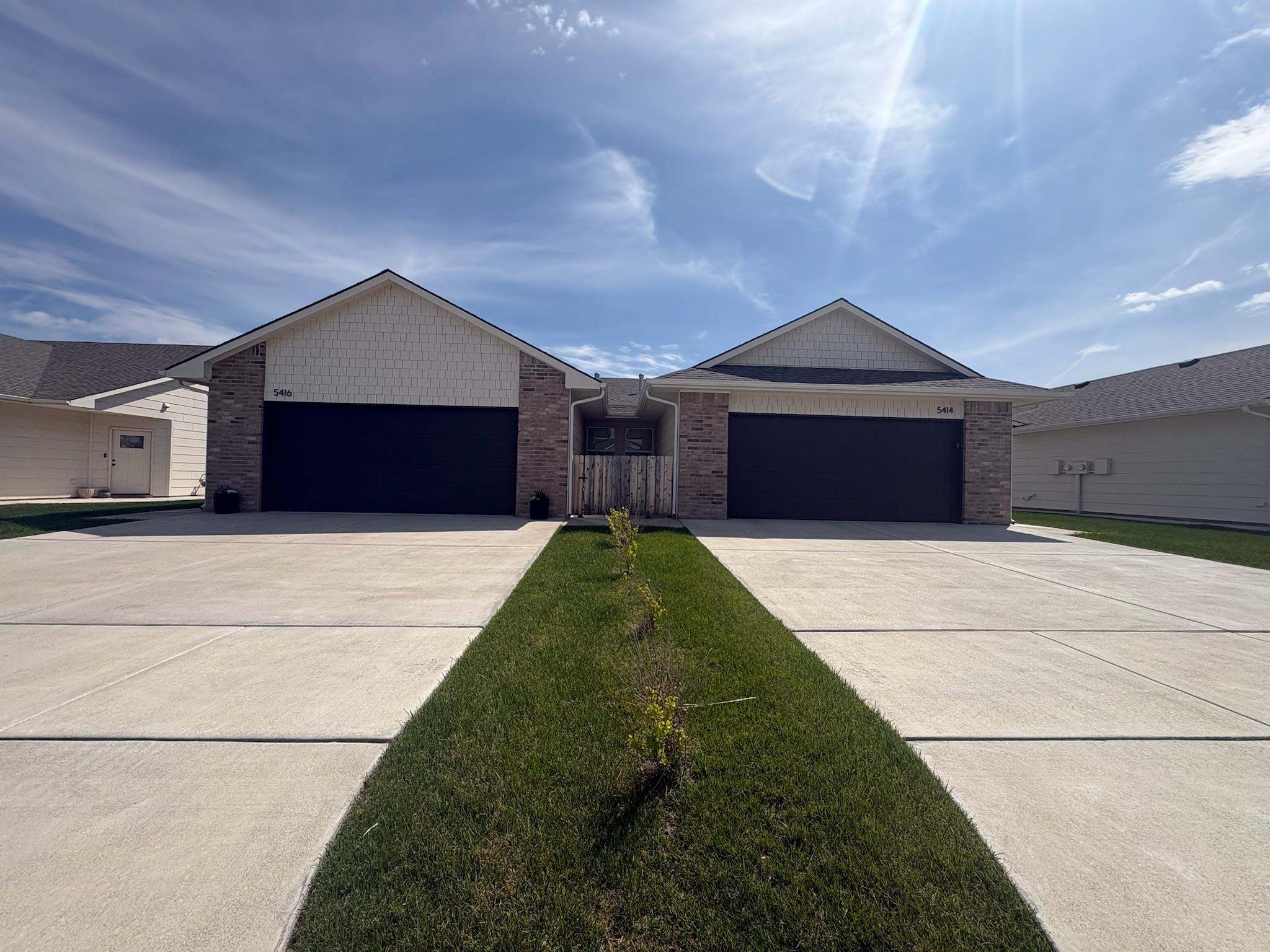 5416 N Sandkey Ct # 5418 Property Photo 1