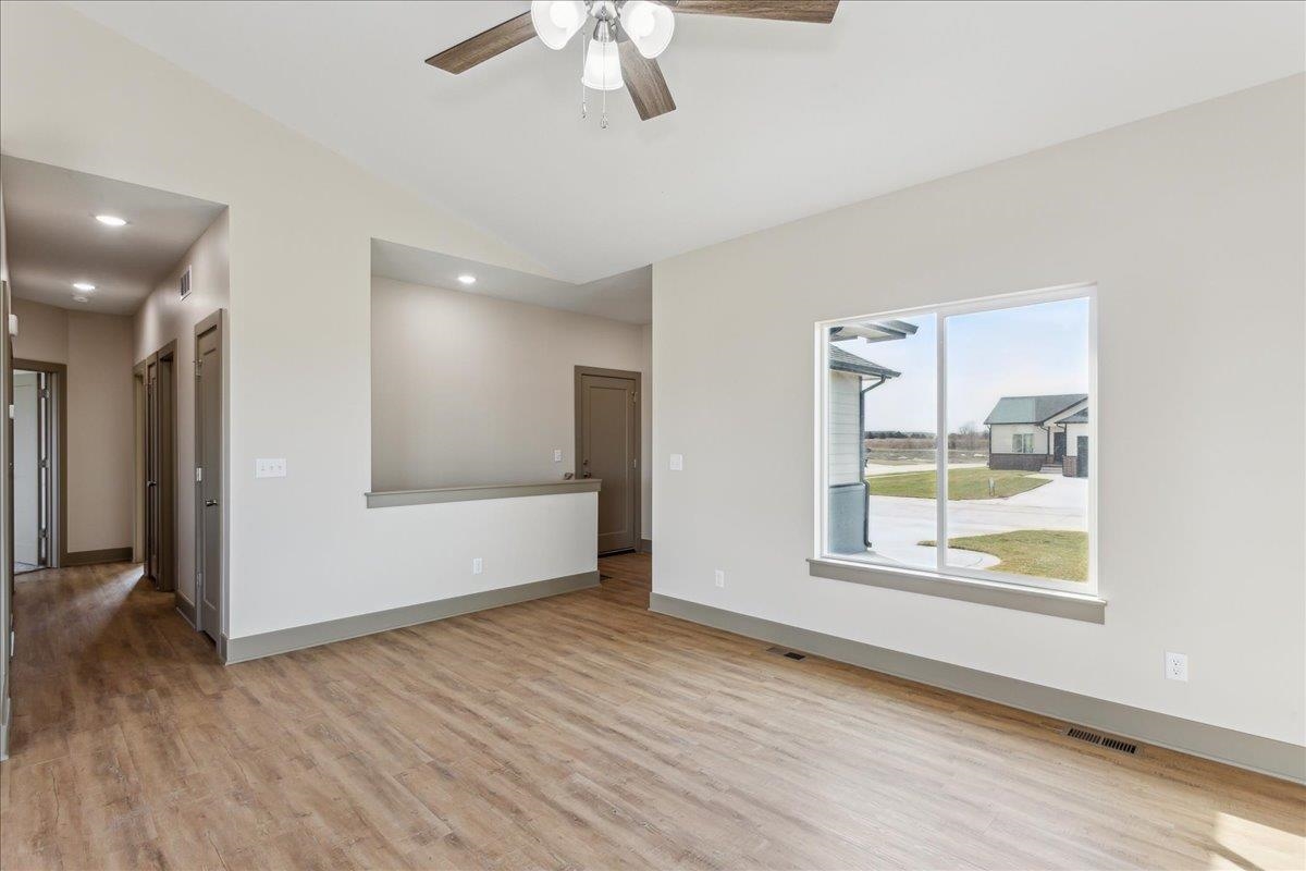 5127 E Toben Ct. Property Photo 6