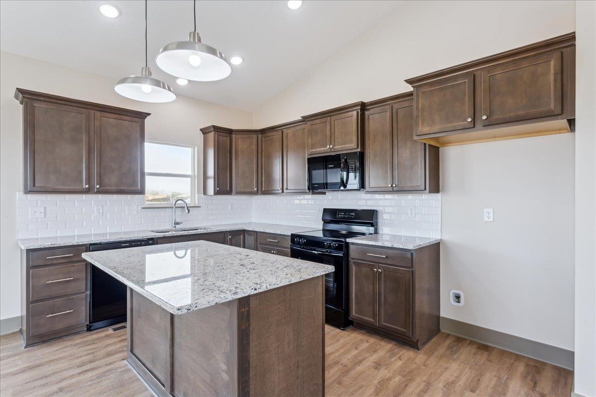 5127 E Toben Ct. Property Photo 9
