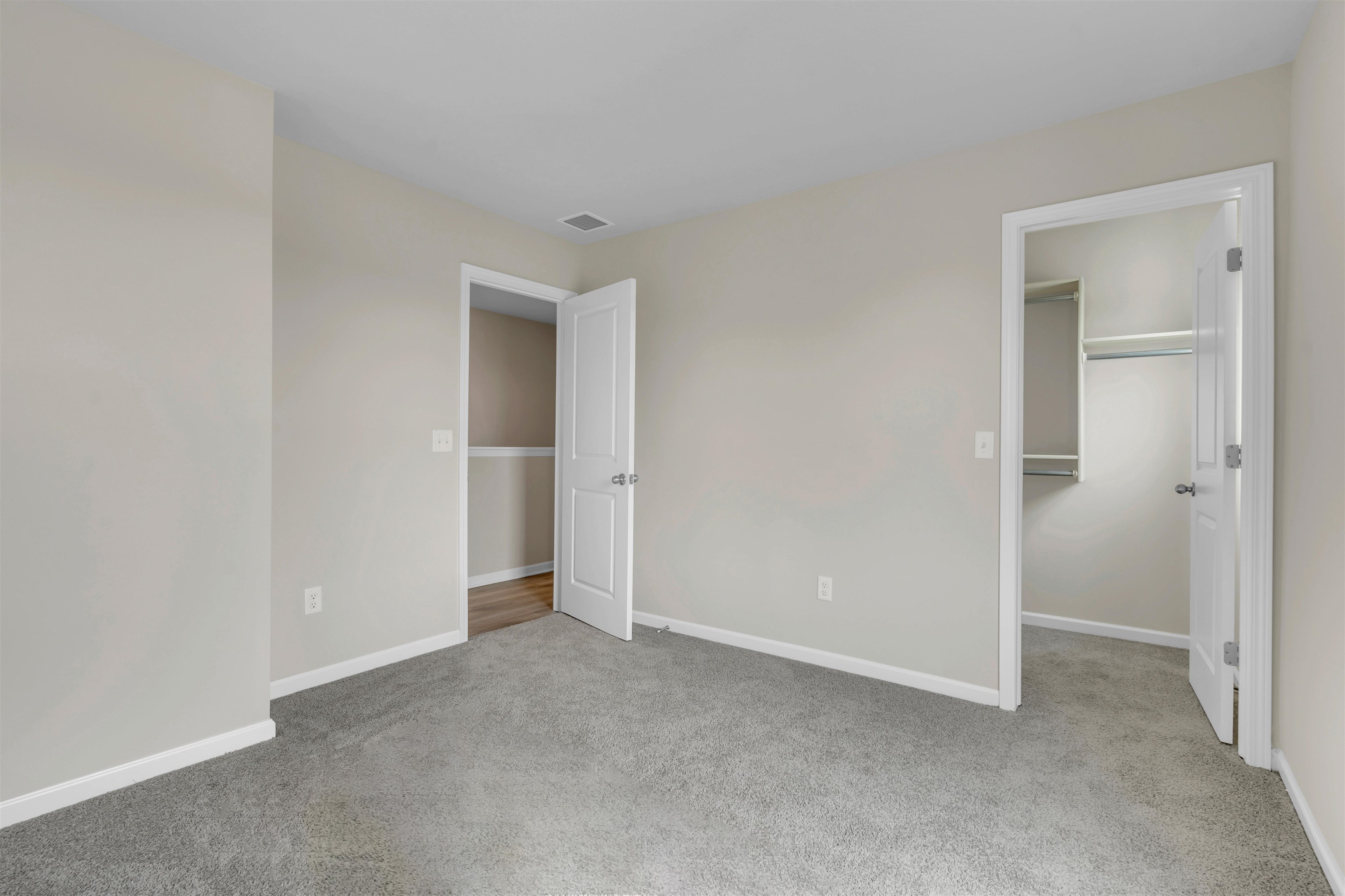 110 S Gatewood St Property Photo 16