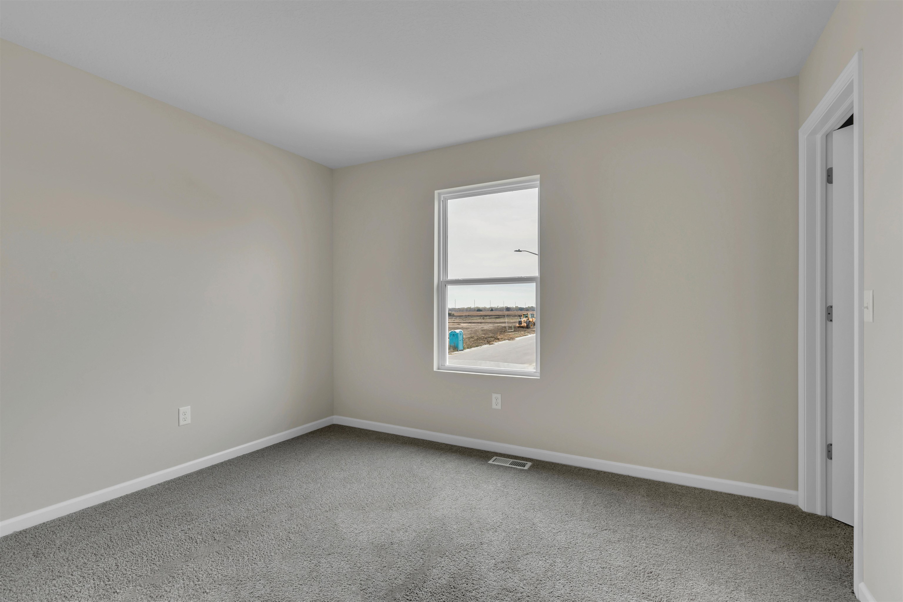 110 S Gatewood St Property Photo 17