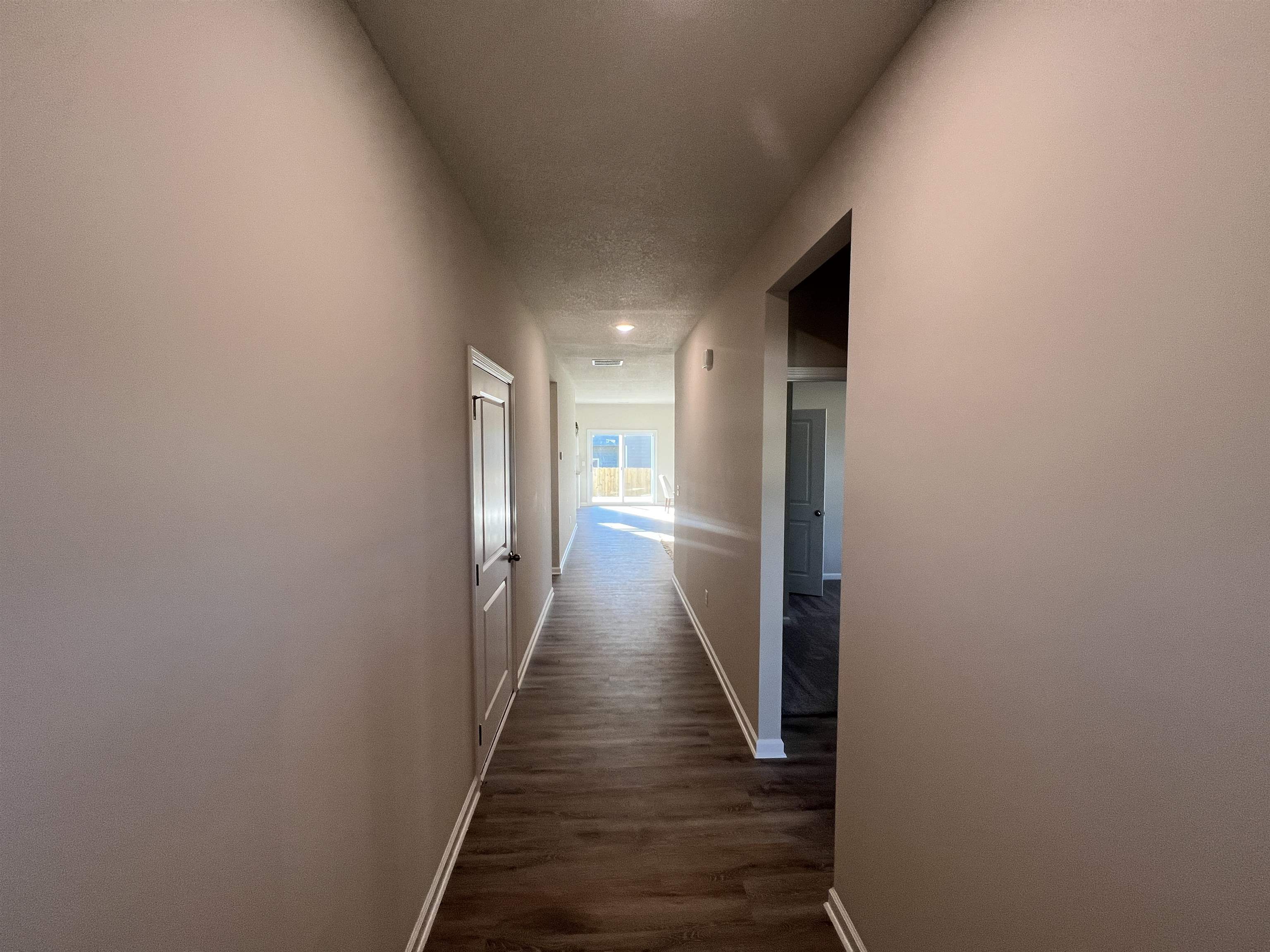 3139 E Highridge Ct Property Photo 5