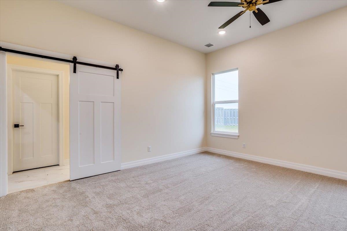 4320 N Sunny Ct Property Photo 16