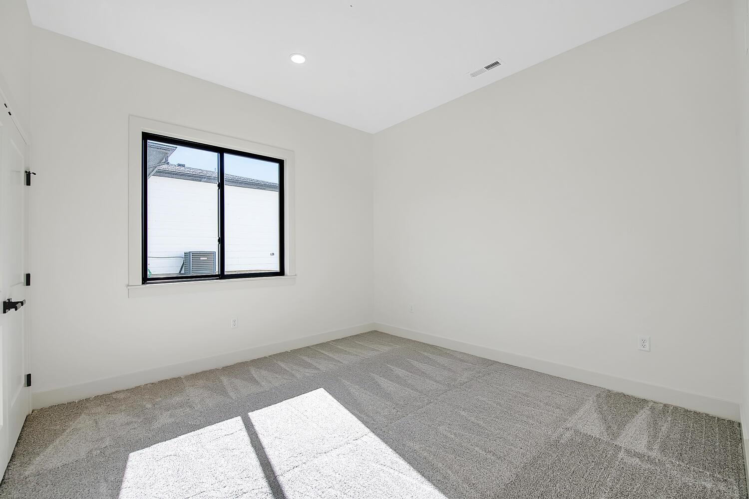 2129 S Tara Falls St Property Photo 18