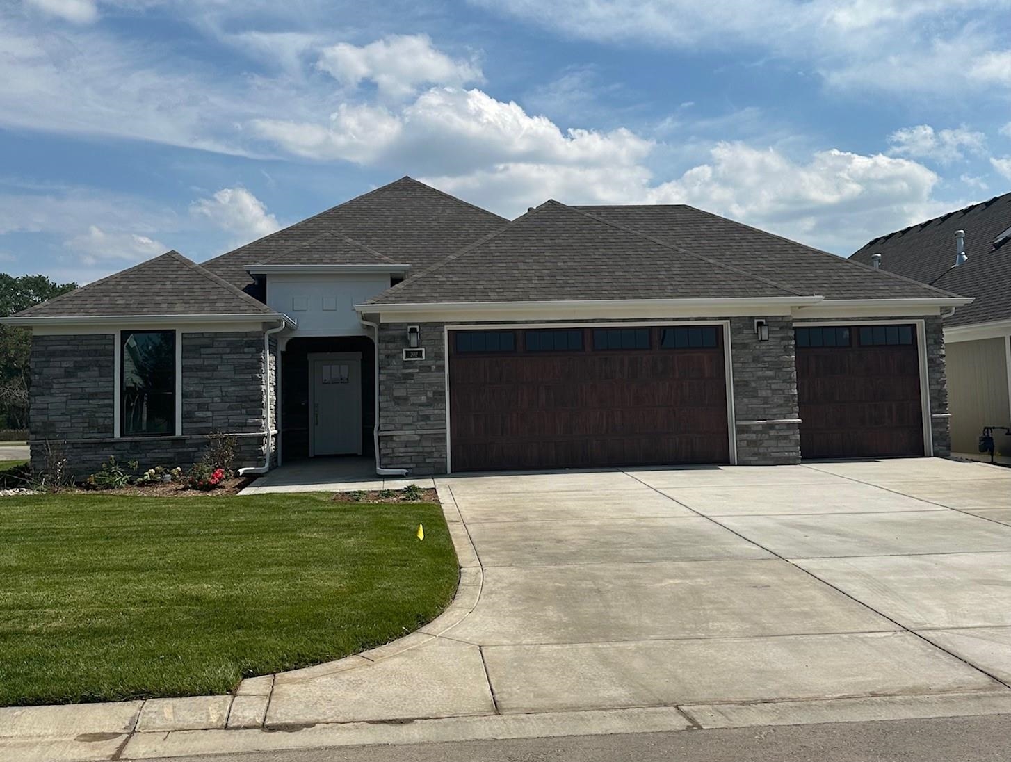 202 S Legacy Way Property Photo