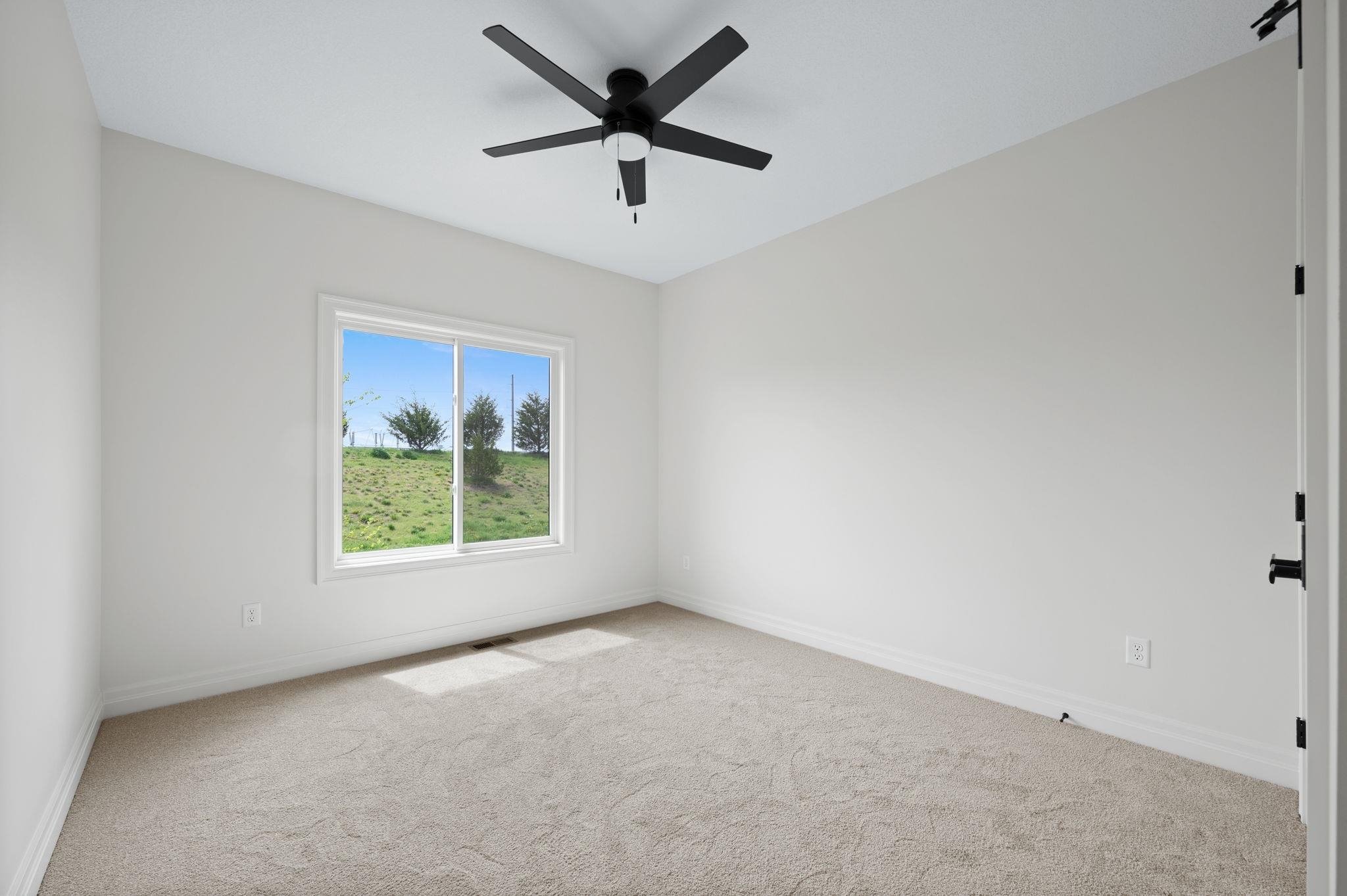 5081 Shoreside Ct Property Photo 23