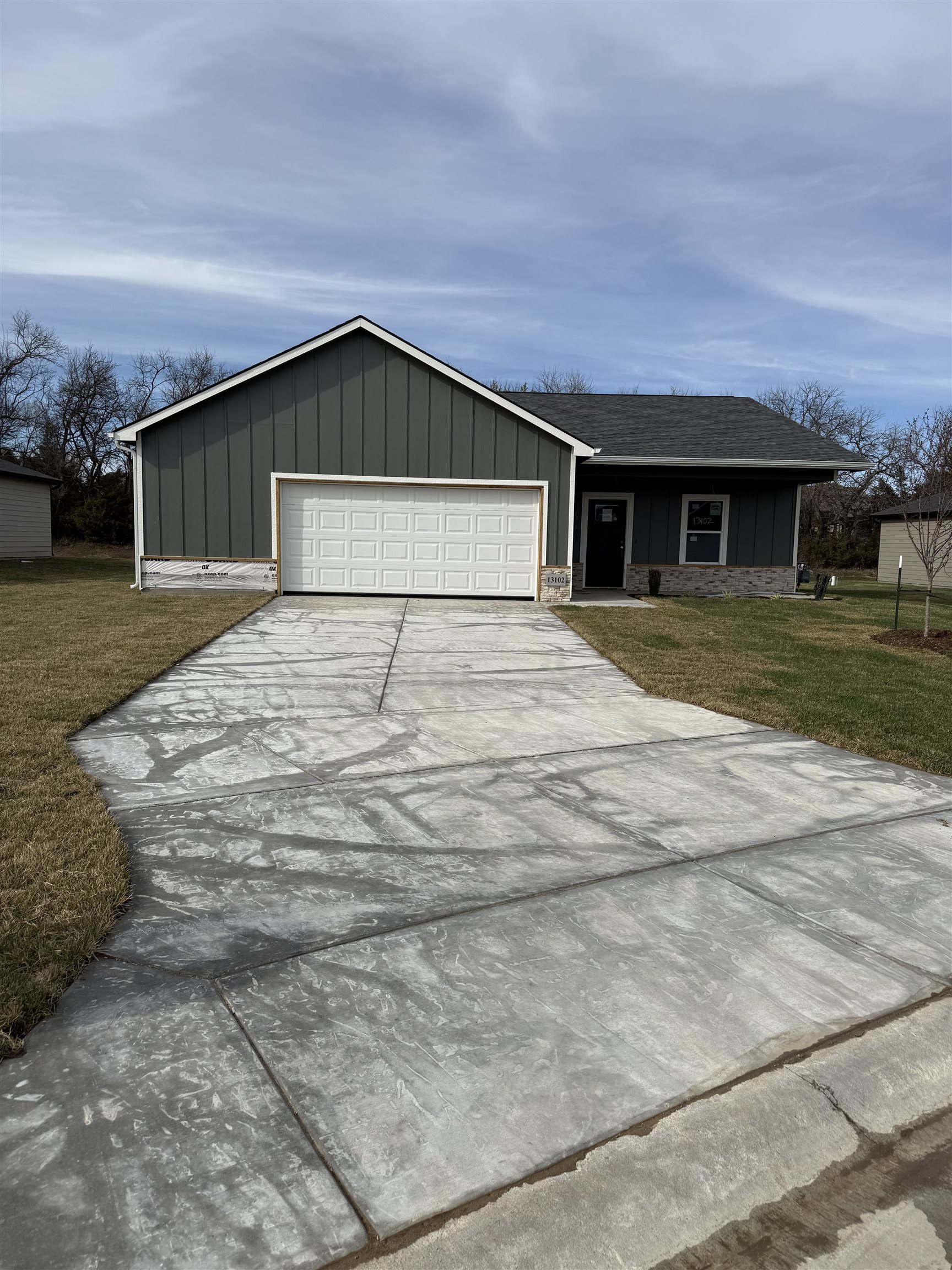 13102 E Spring Valley St Property Photo