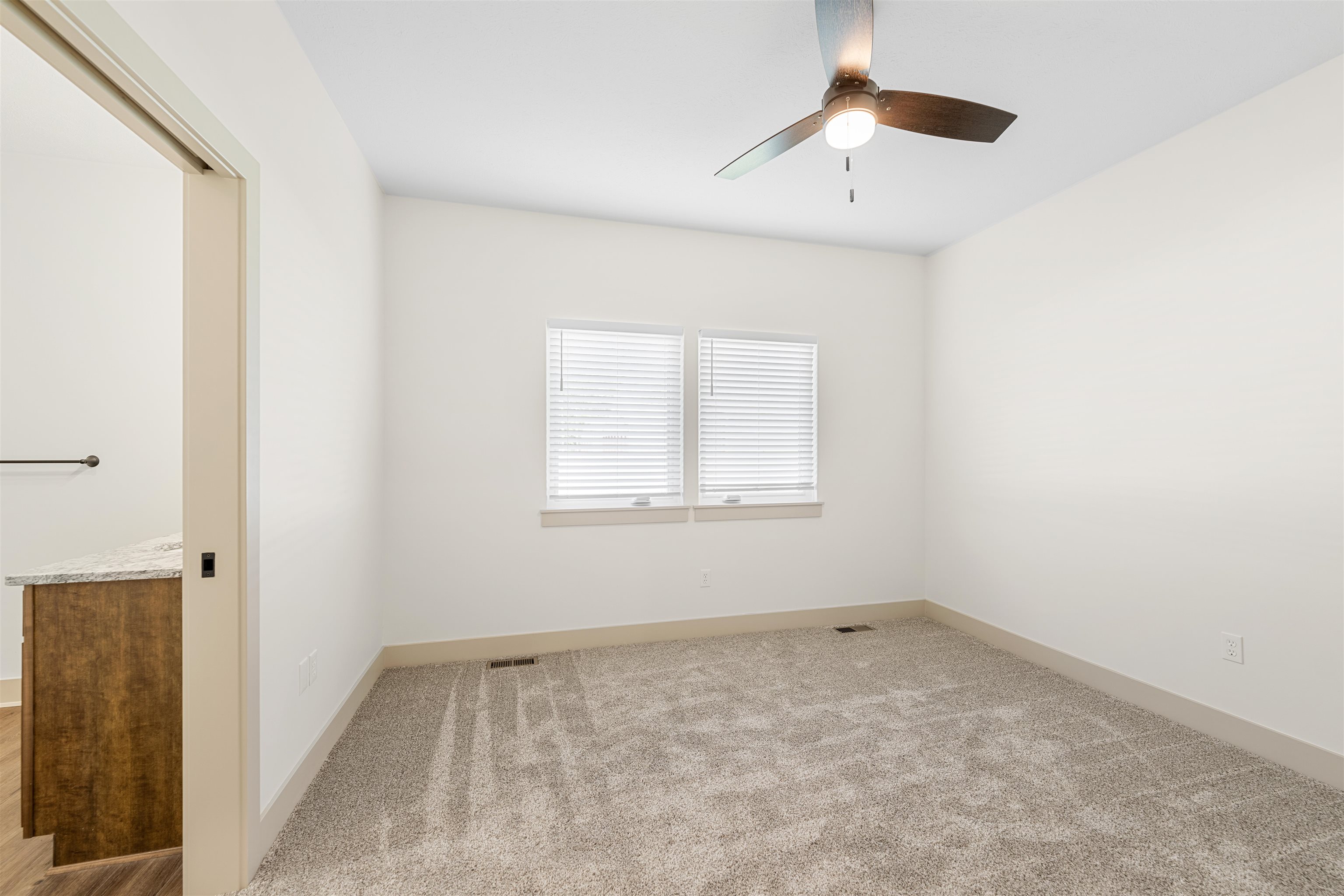 413 Dala Dr Property Photo 14
