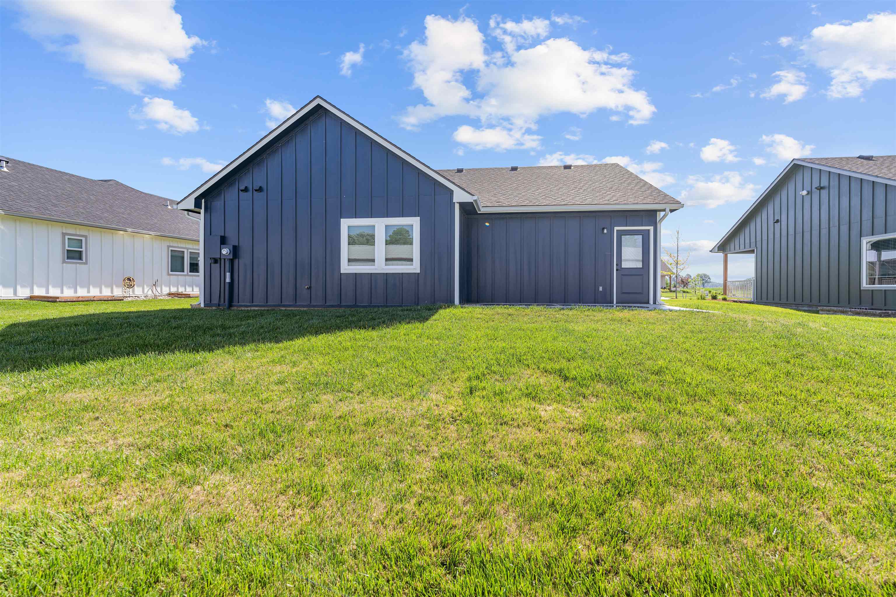 419 Dala Dr Property Photo 3