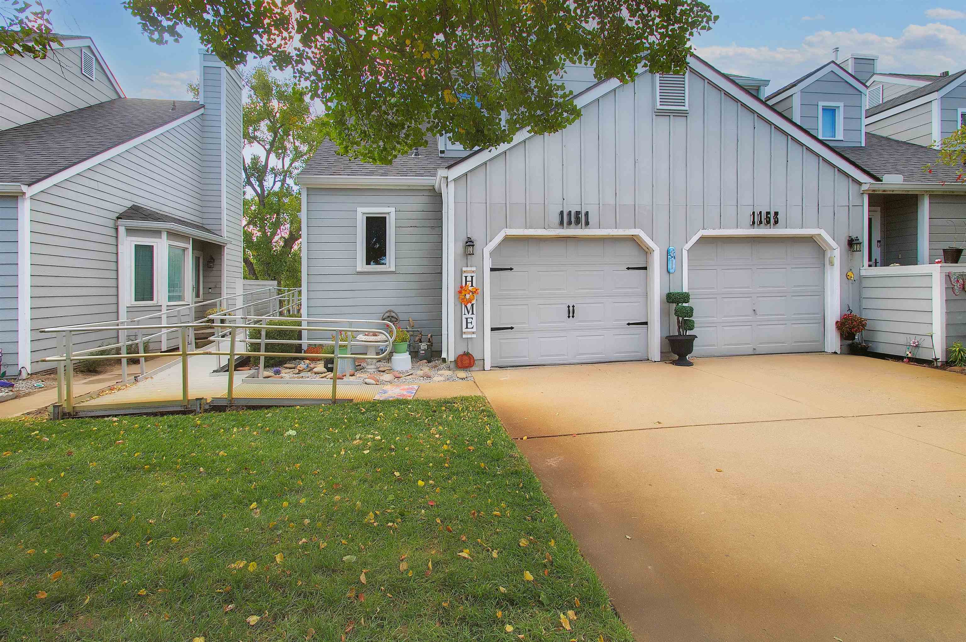 1151 N Lakewind St Property Photo 1