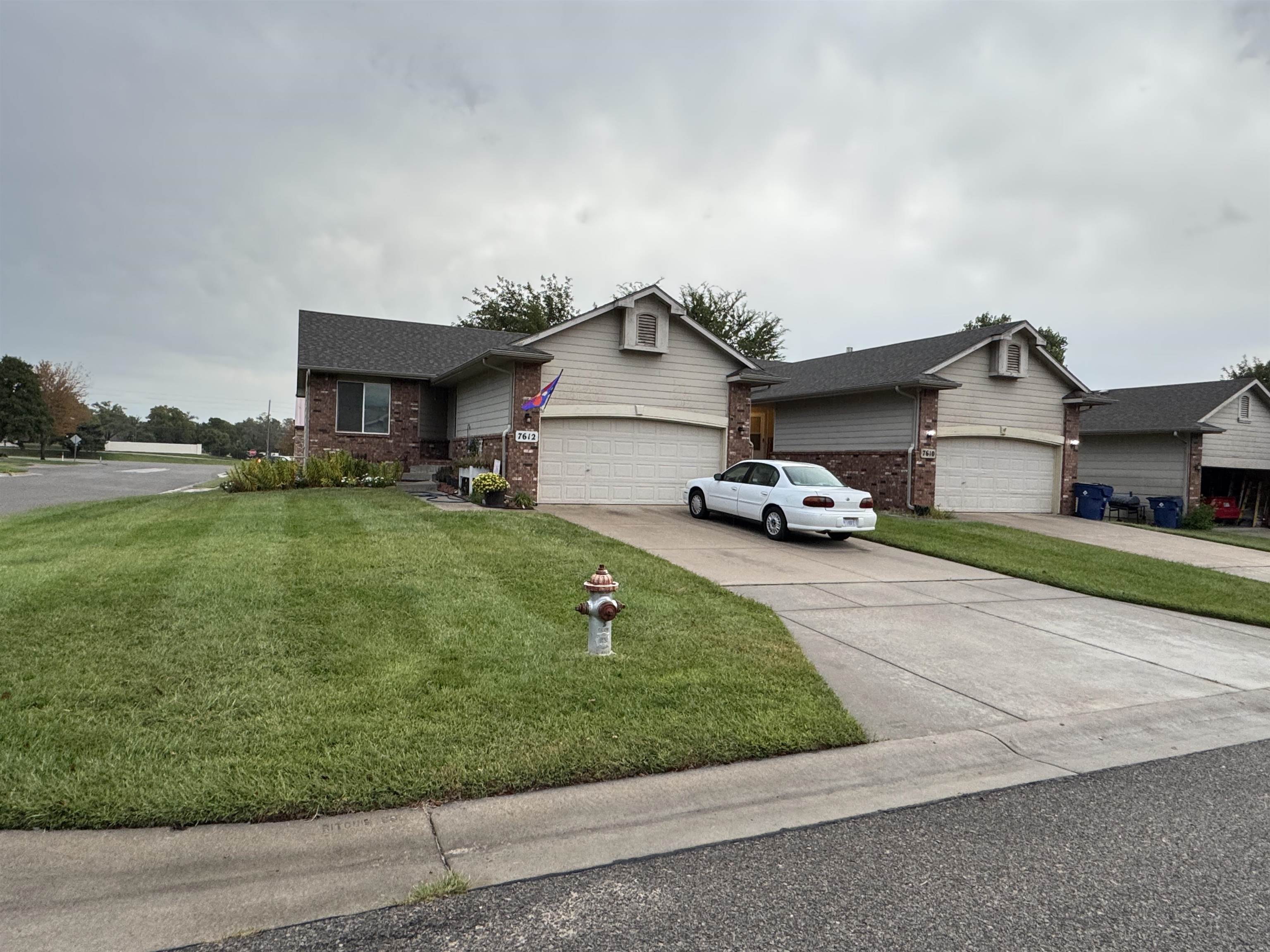 7610-7612 W Cornelison Cir Property Photo 1