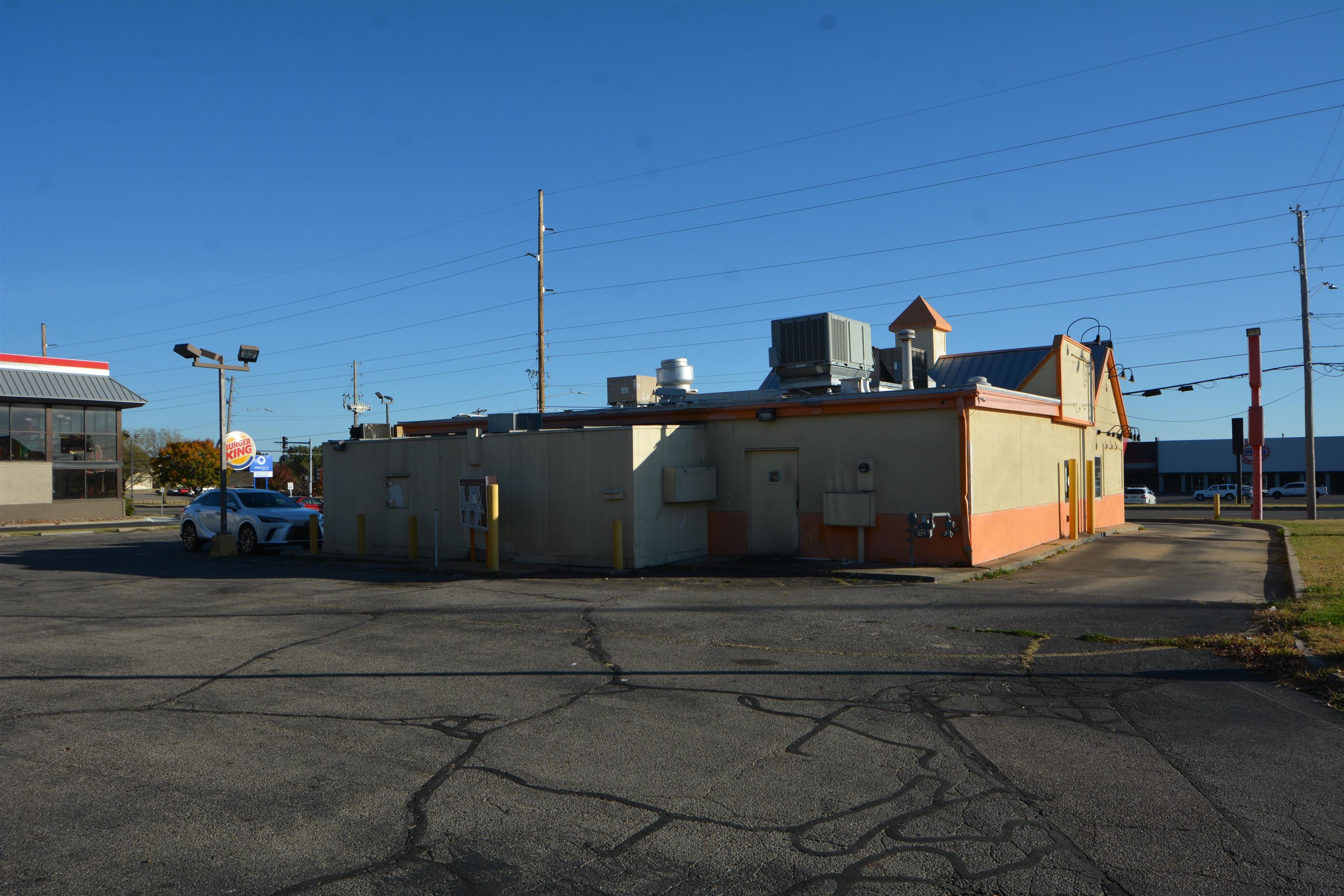 4206 E Harry St Property Photo 8