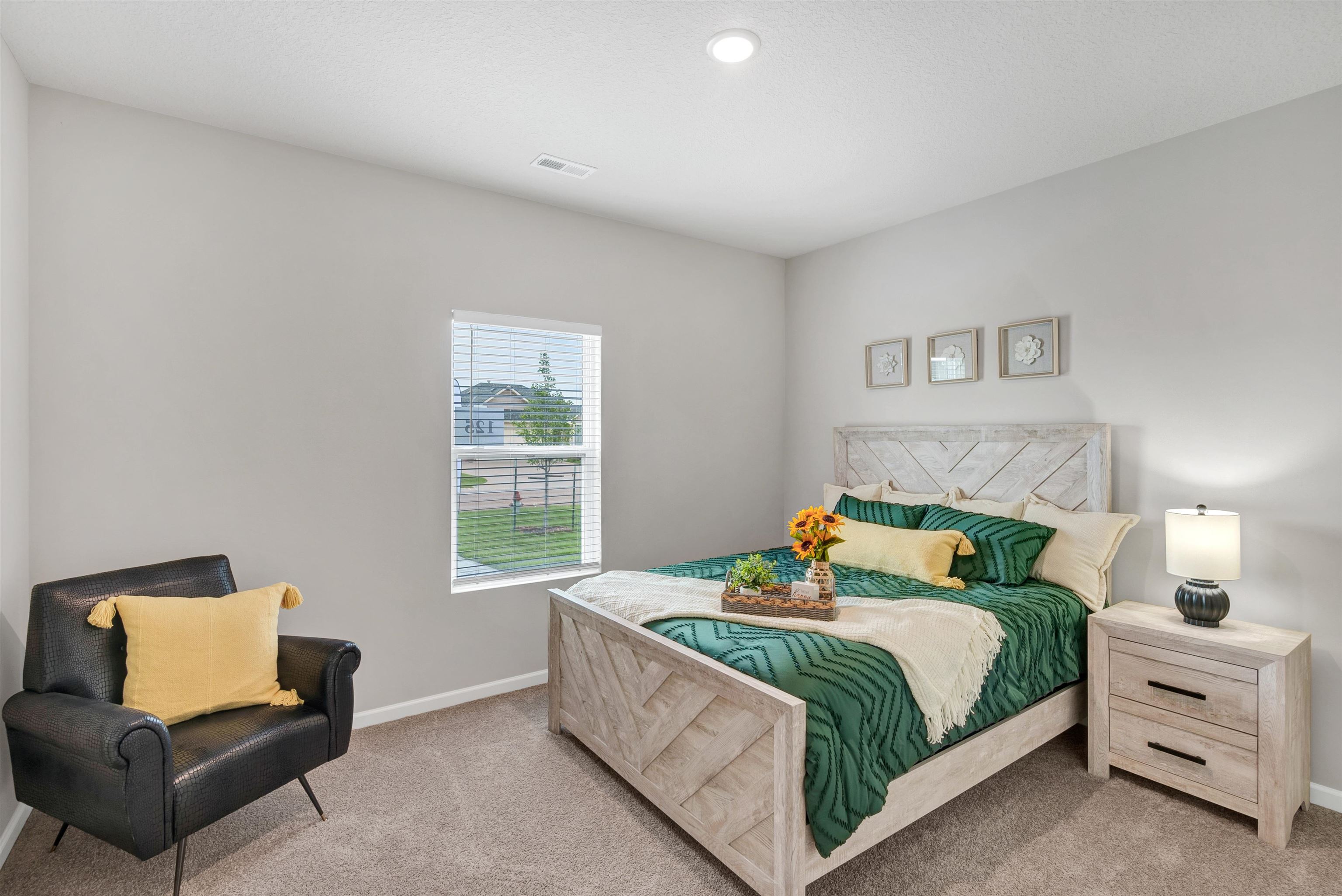 13101 E Spring Valley St Property Photo 16