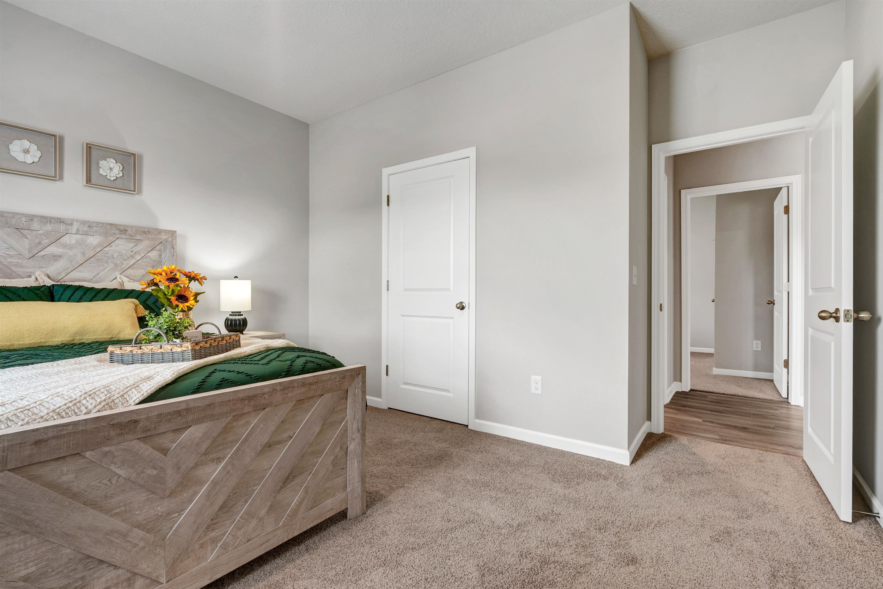 13101 E Spring Valley St Property Photo 17