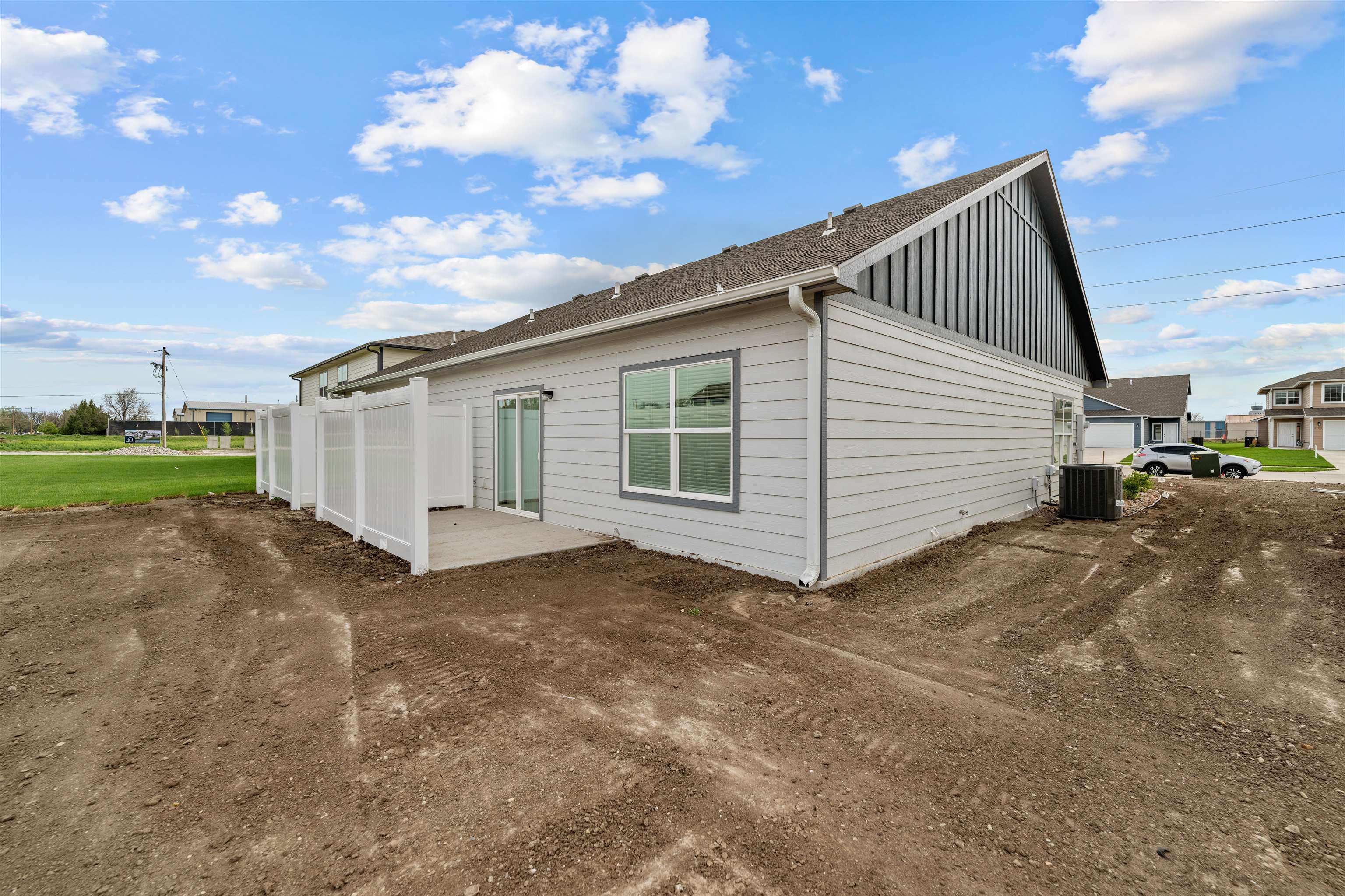 2753 Tim Rogers Ln Property Photo 3