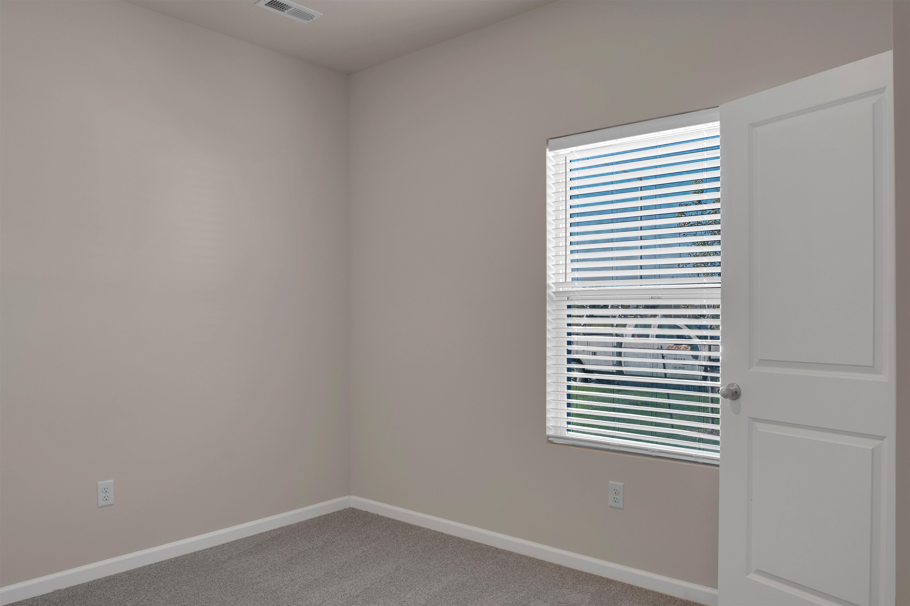 3059 E Highridge Ct Property Photo 21