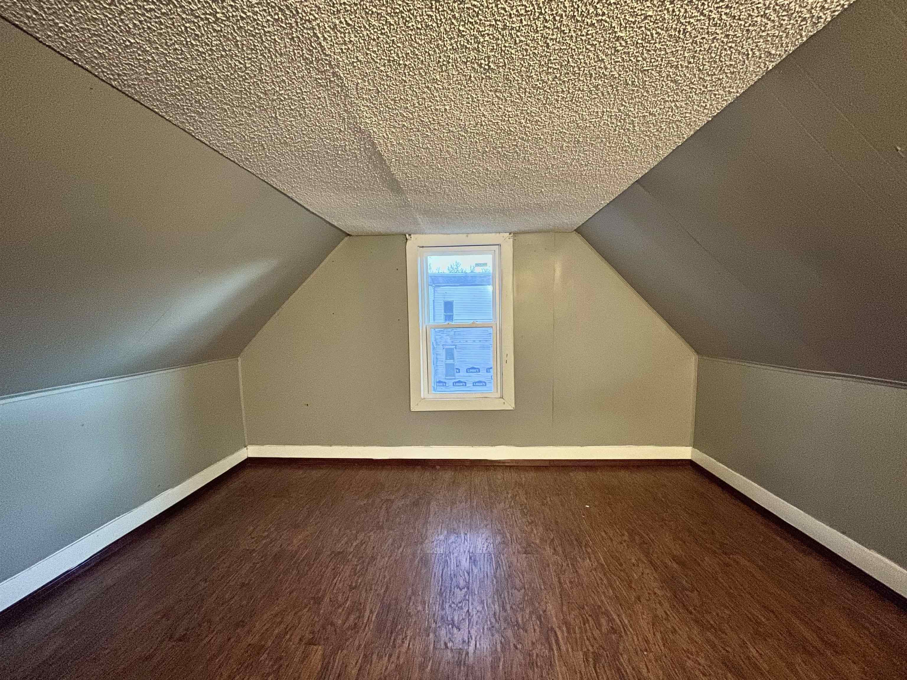 712 S C St Property Photo 18