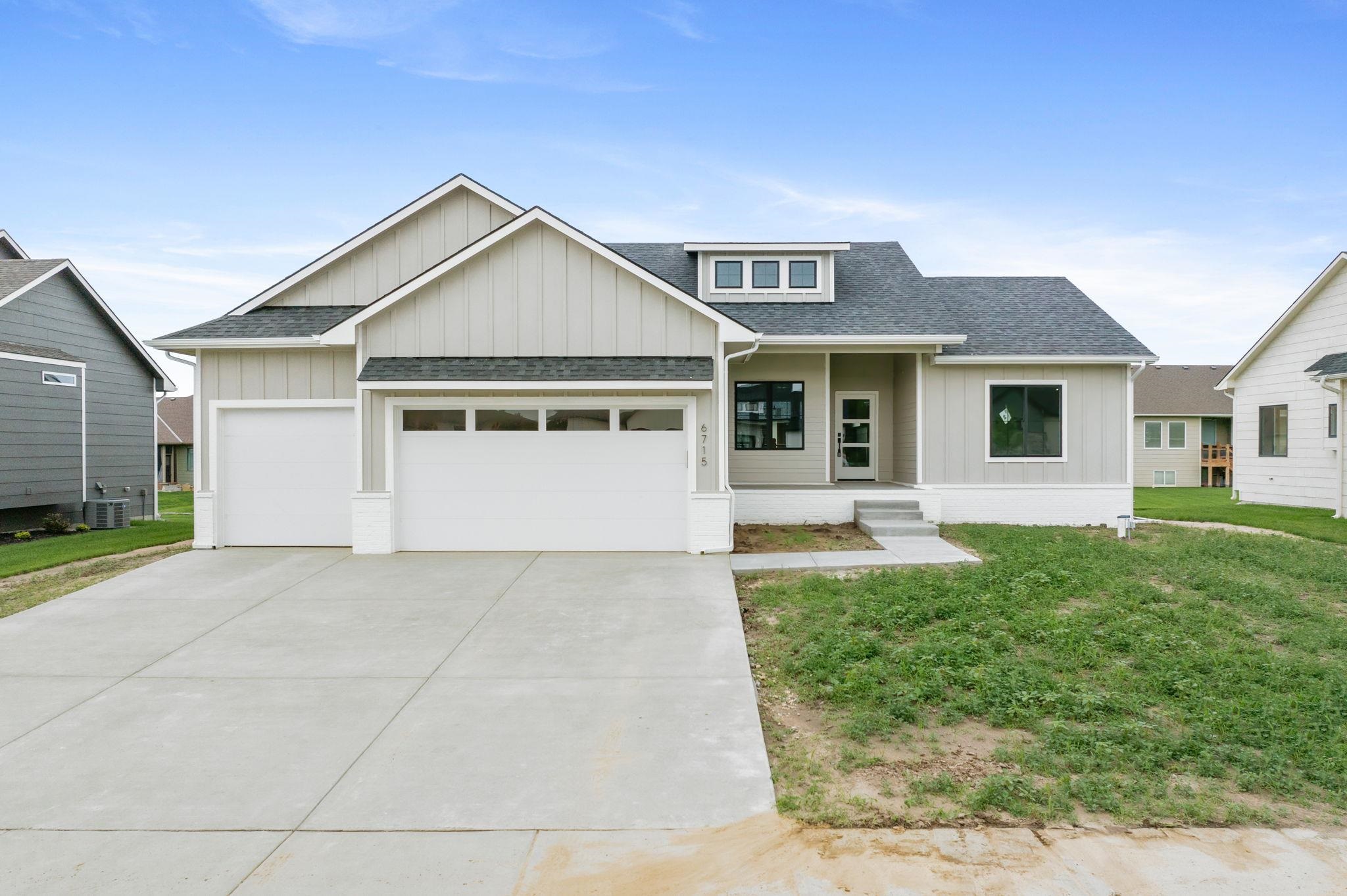 6715 W Palmetto Property Photo 1